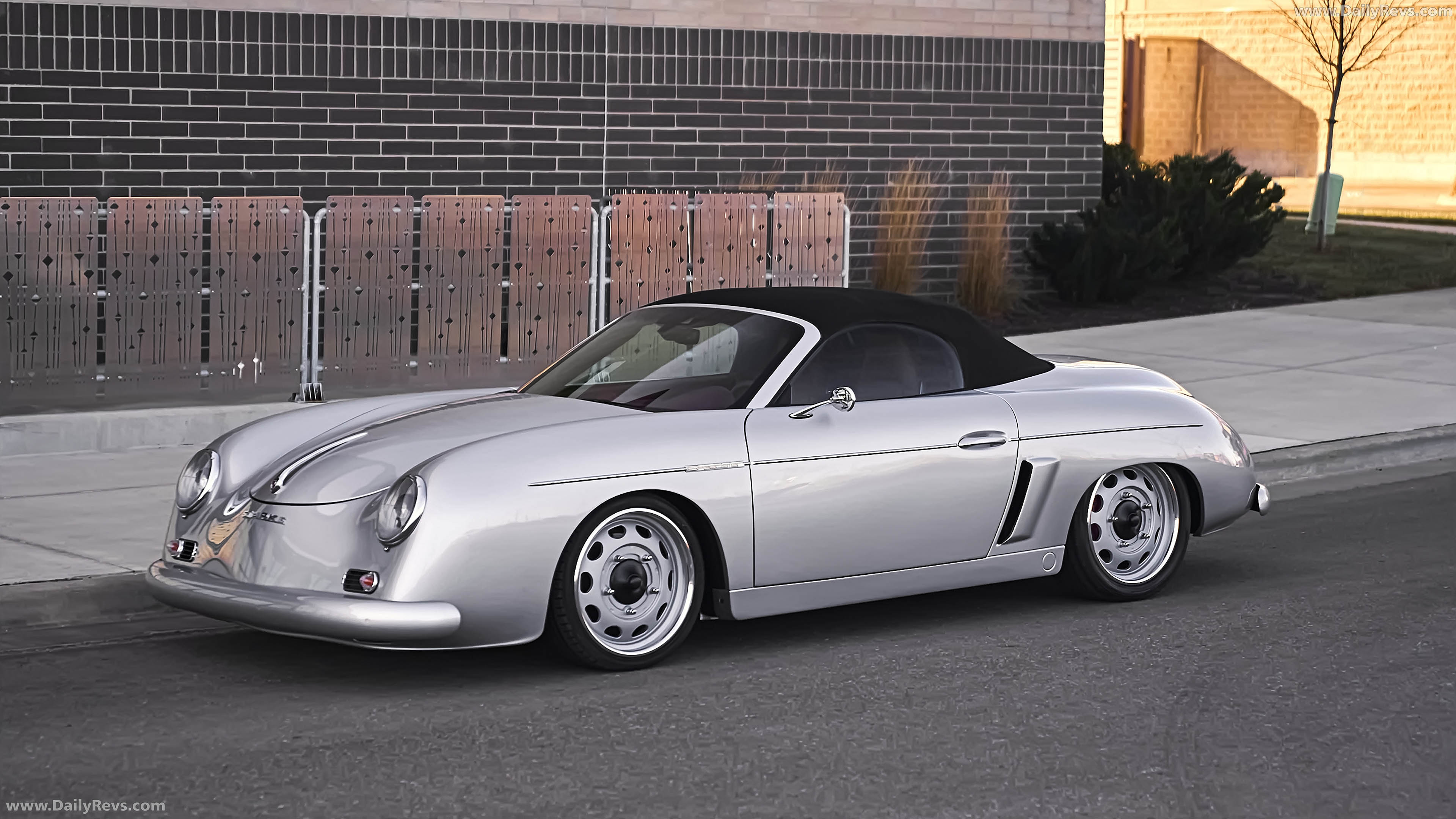 2026 Starke Speedster Gen 2 Silver Side View