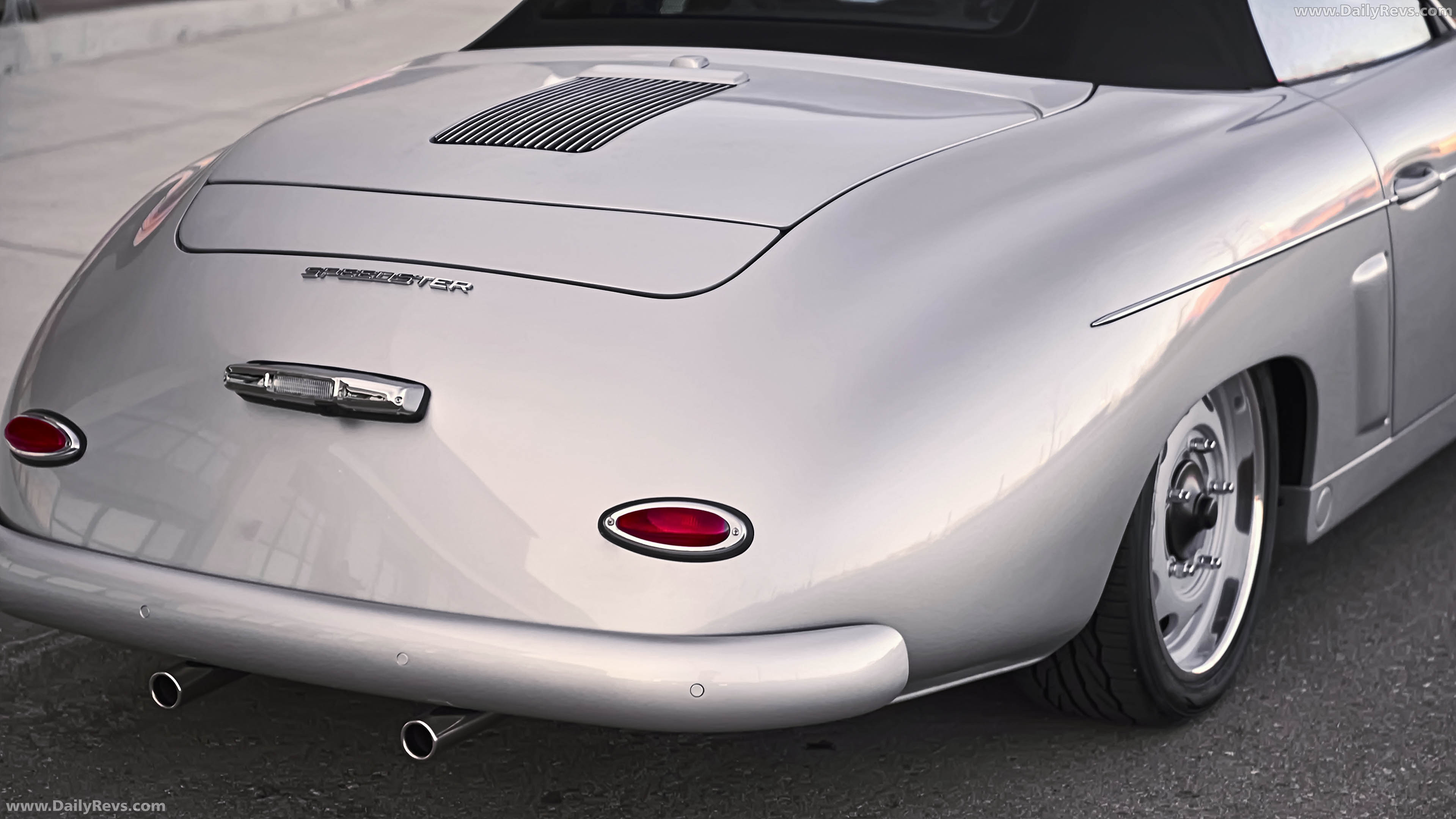 2026 Starke Speedster Gen 2 Silver Exterior