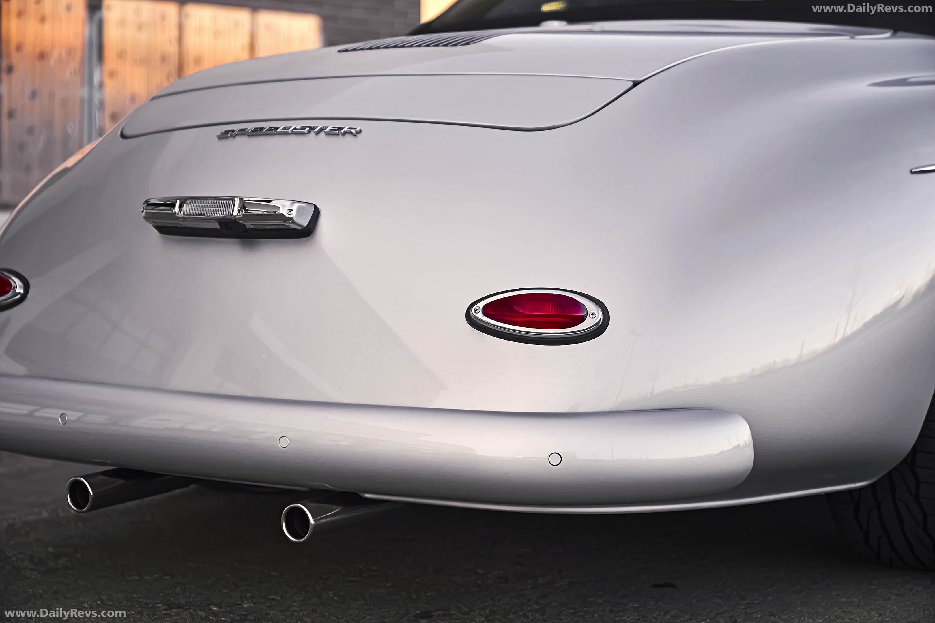 2026 Starke Speedster Gen 2 Silver Exterior