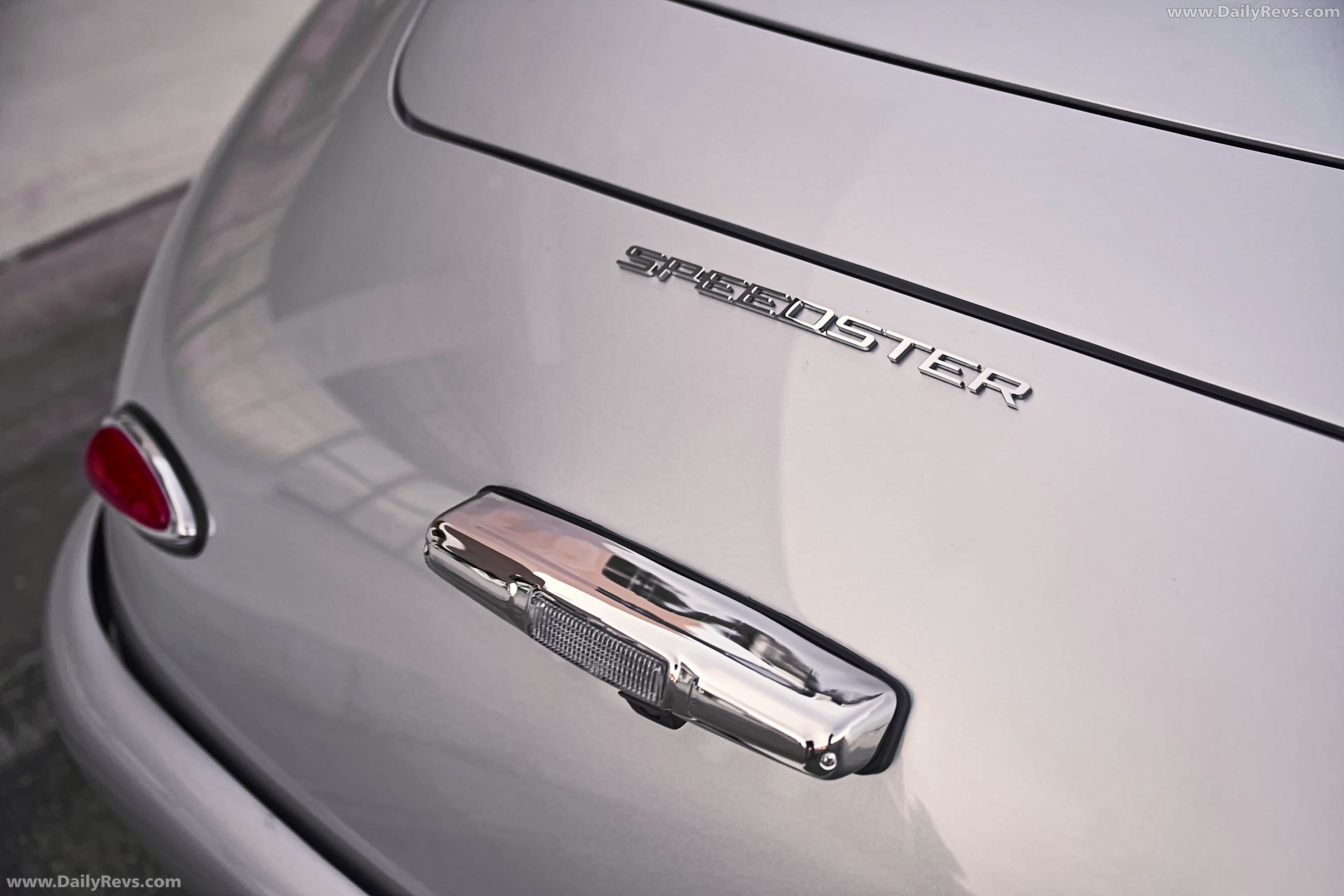 2026 Starke Speedster Gen 2 Silver Exterior