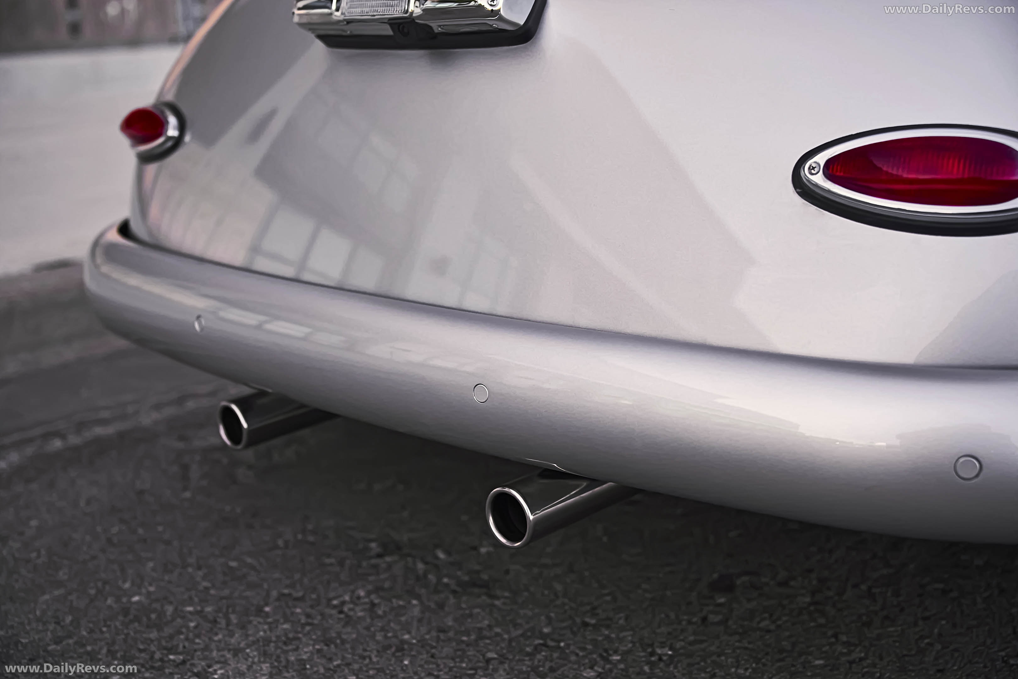 2026 Starke Speedster Gen 2 Silver Exterior