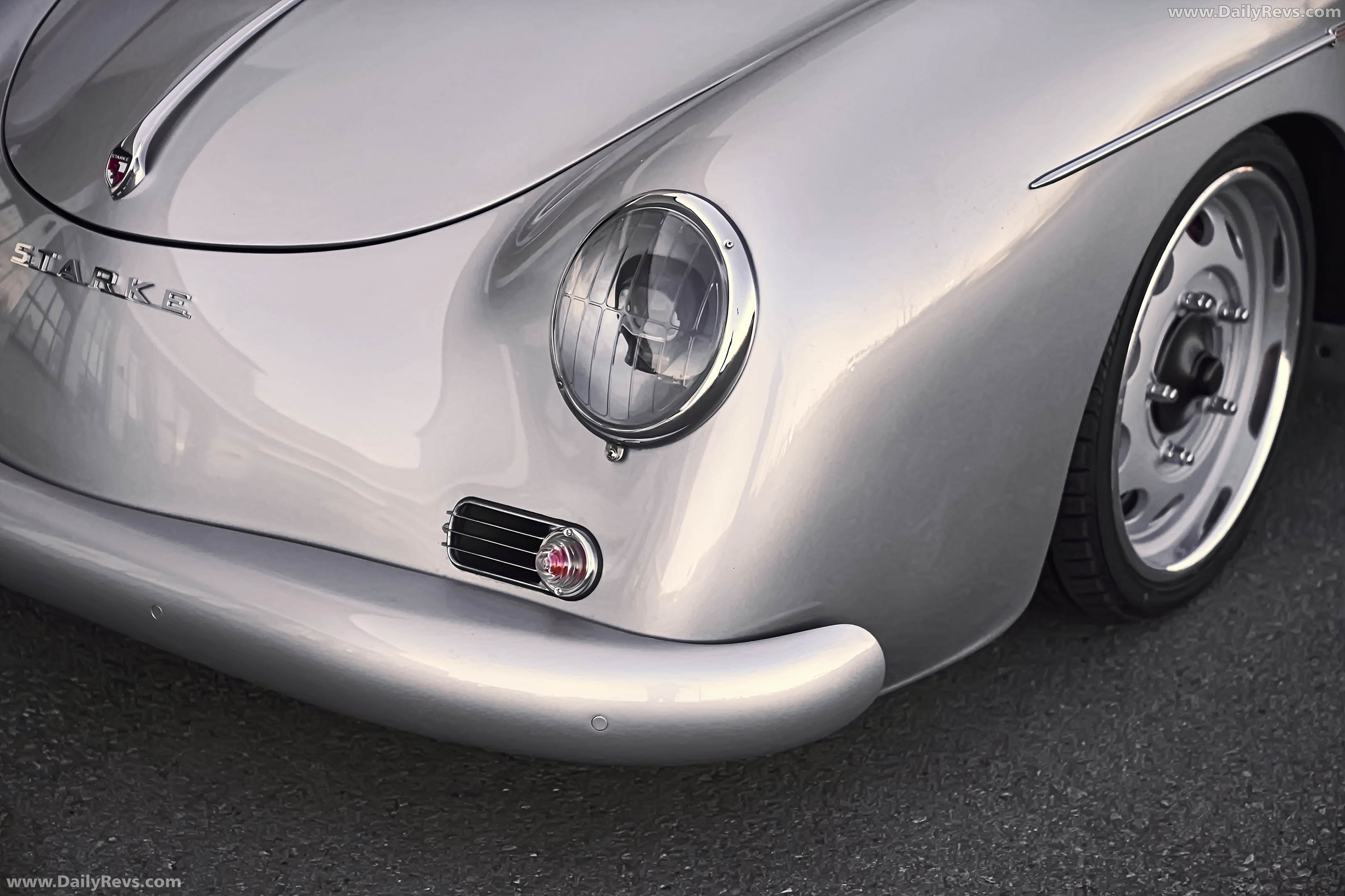 2026 Starke Speedster Gen 2 Silver Exterior