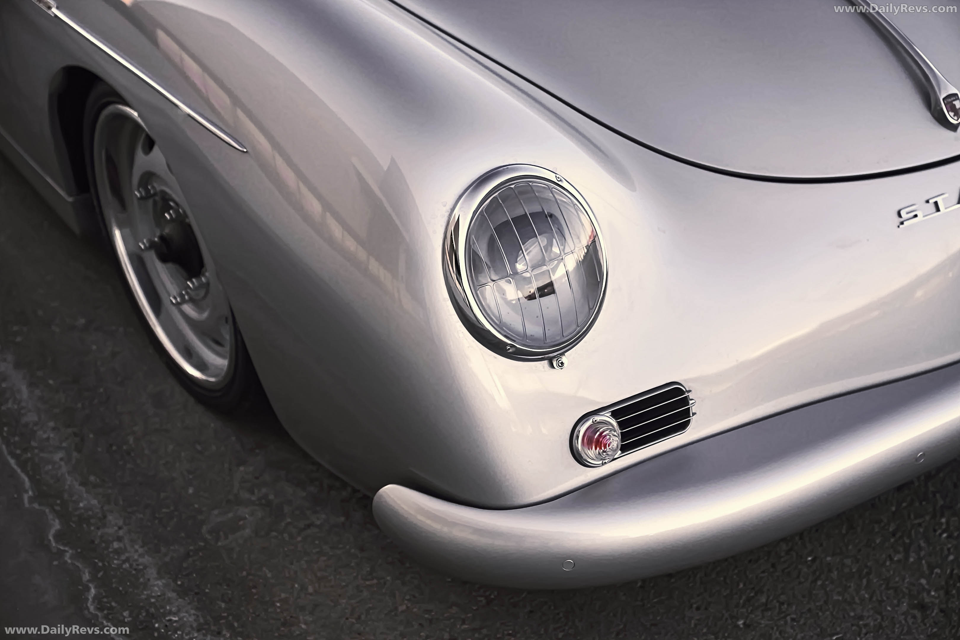 2026 Starke Speedster Gen 2 Silver Exterior