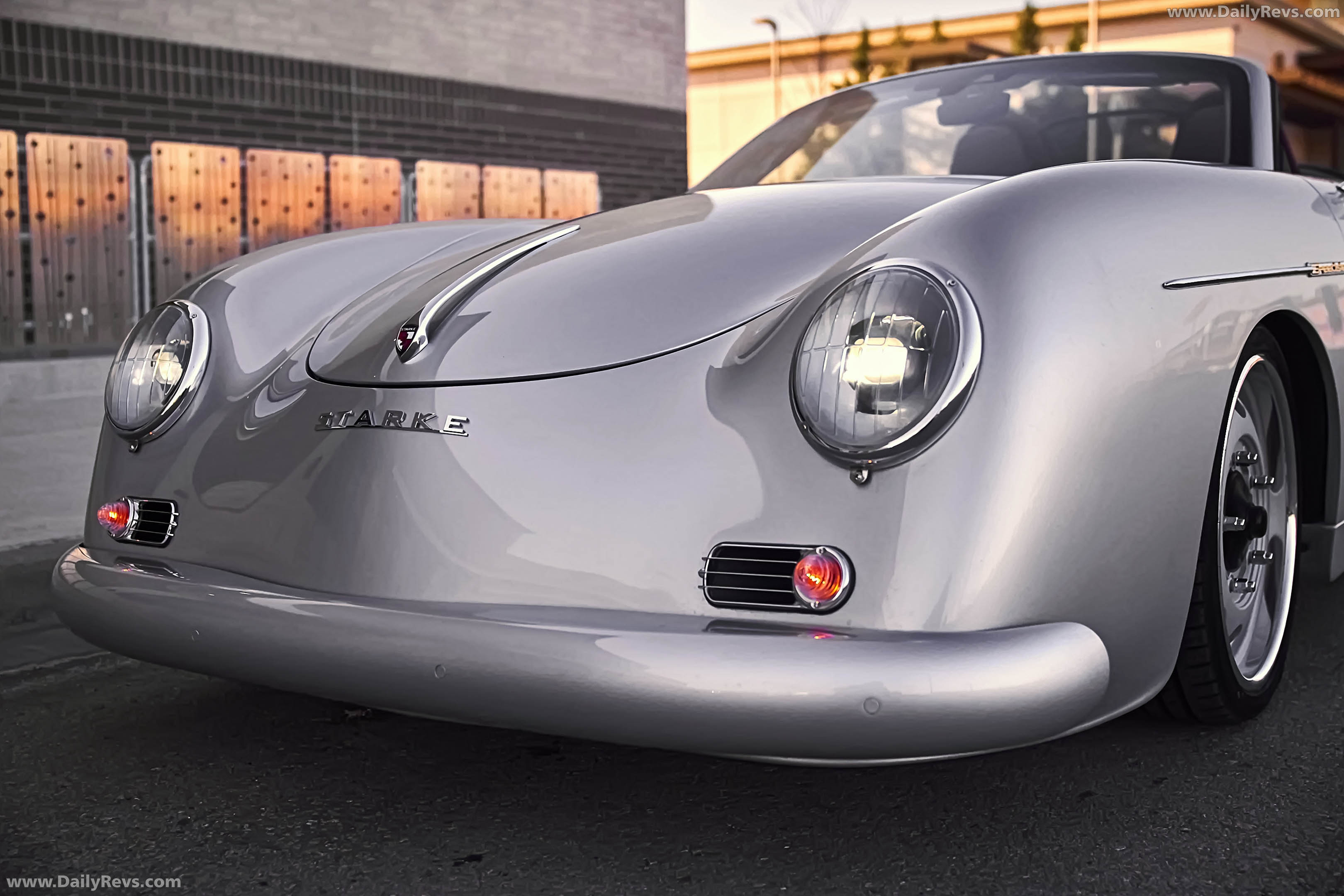 2026 Starke Speedster Gen 2 Silver Exterior