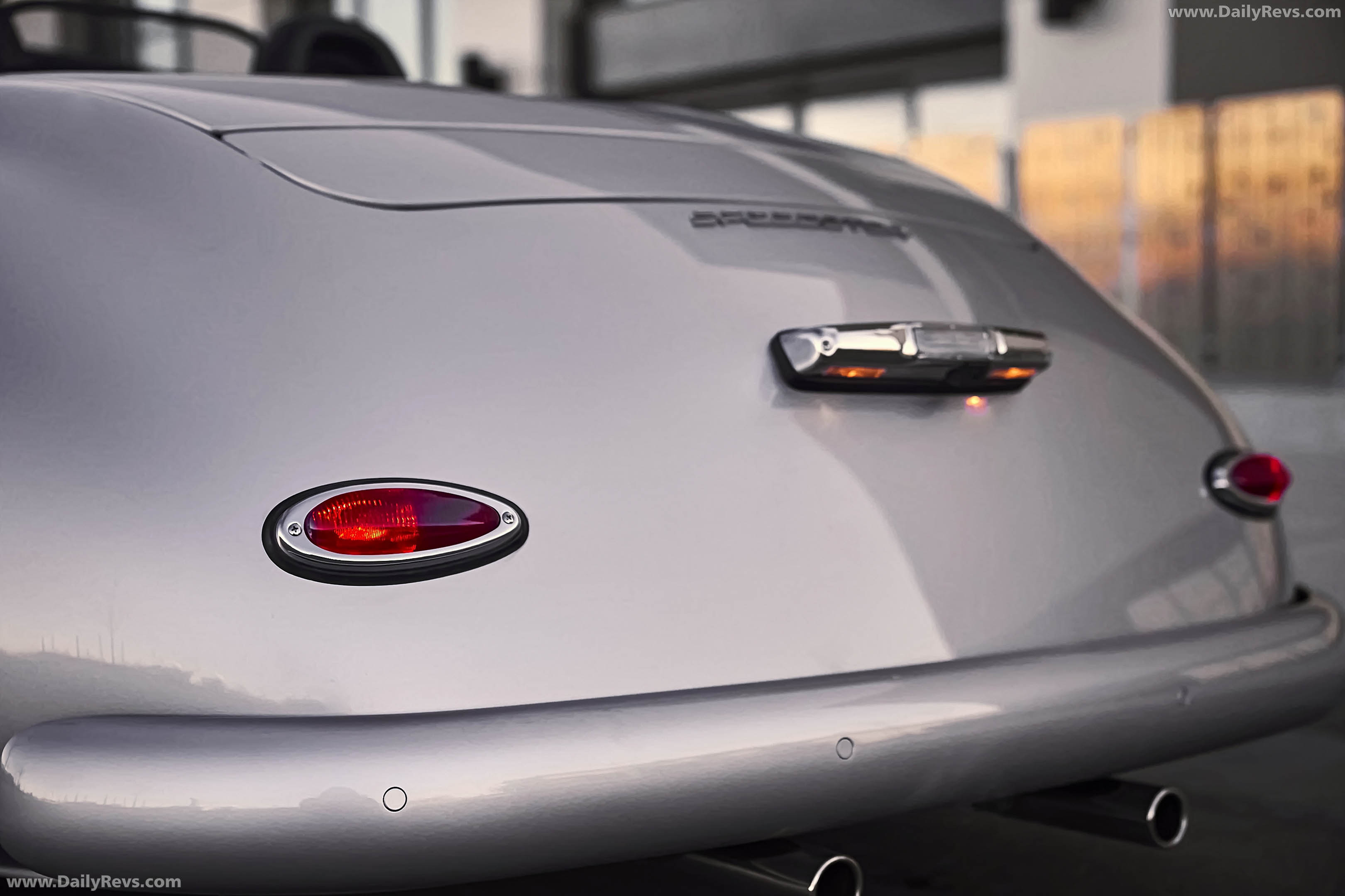 2026 Starke Speedster Gen 2 Silver Exterior
