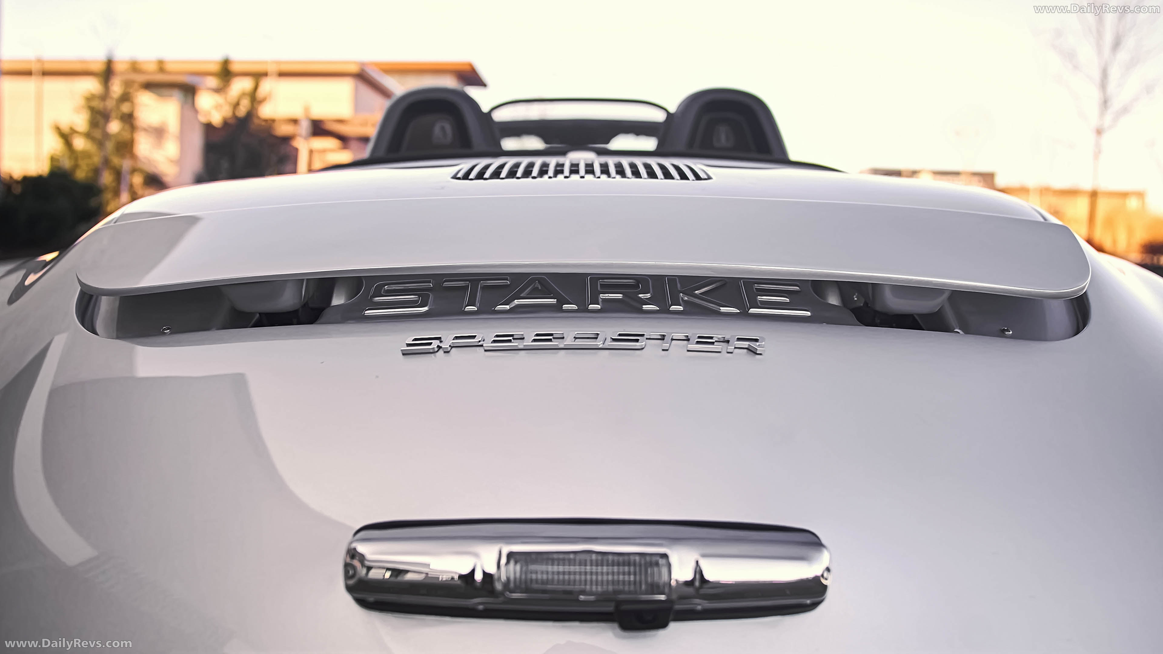 2026 Starke Speedster Gen 2 Silver Exterior