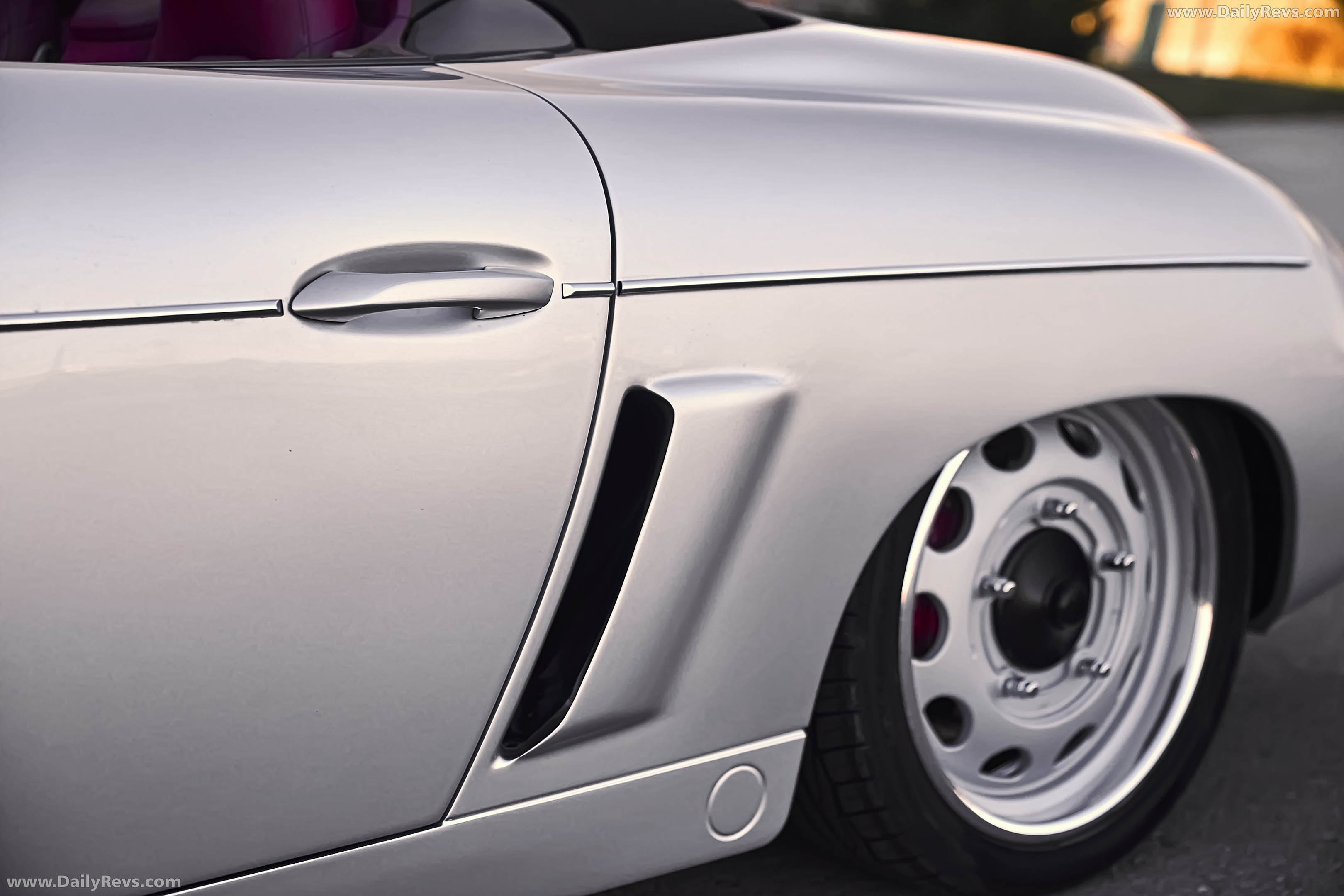 2026 Starke Speedster Gen 2 Silver Exterior