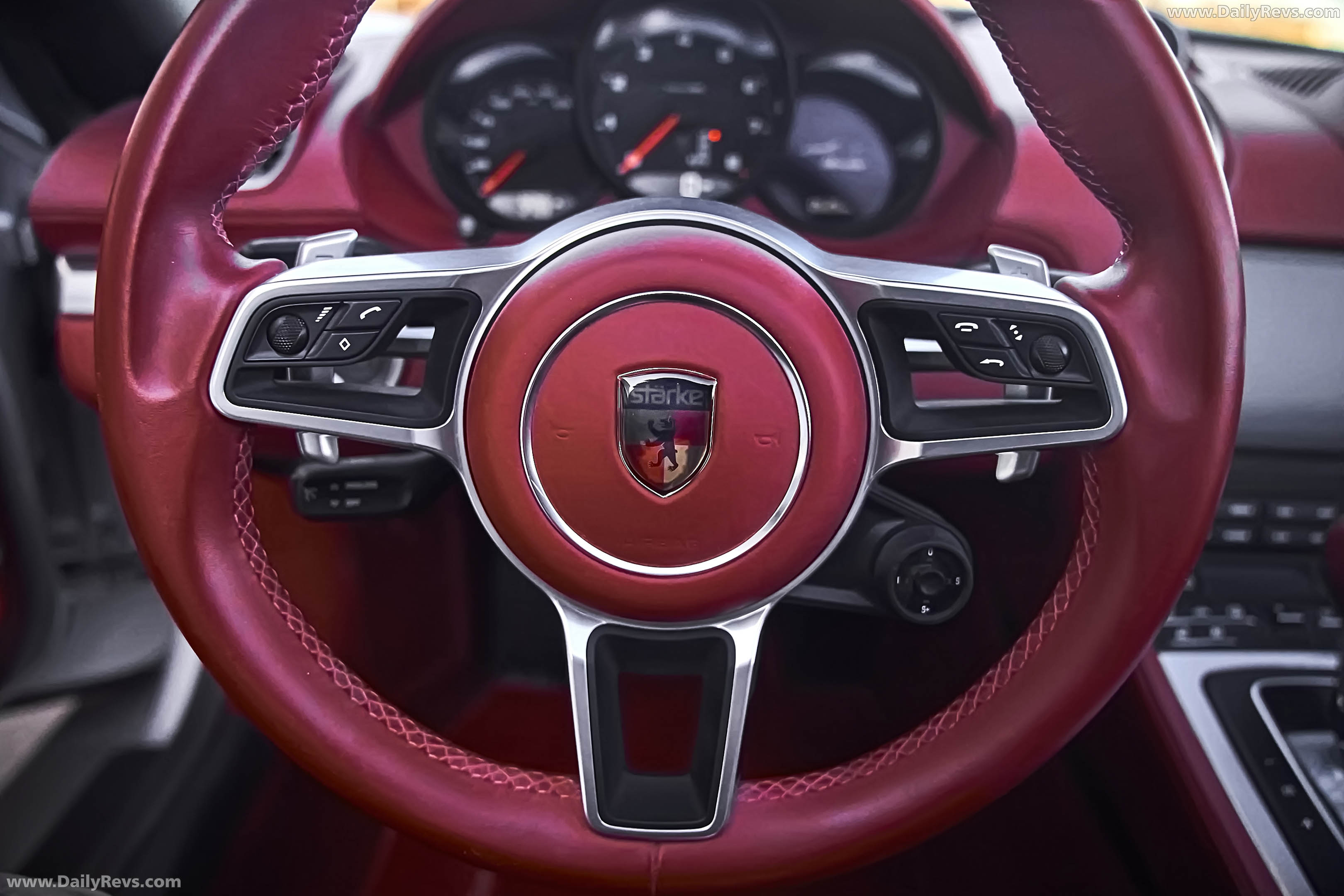 2026 Starke Speedster Gen 2 Silver Interior