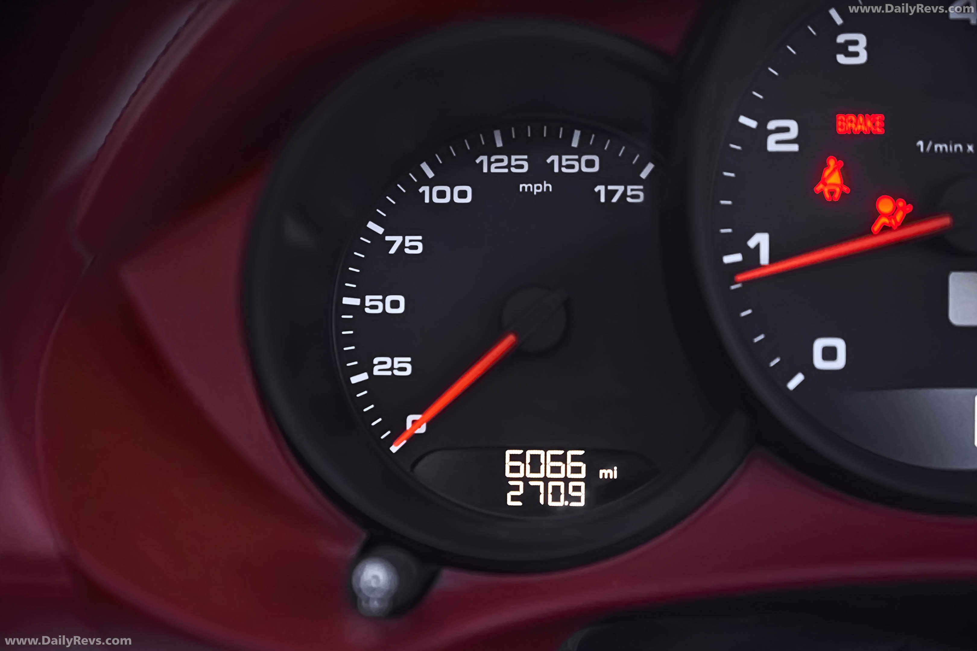2026 Starke Speedster Gen 2 Silver Interior