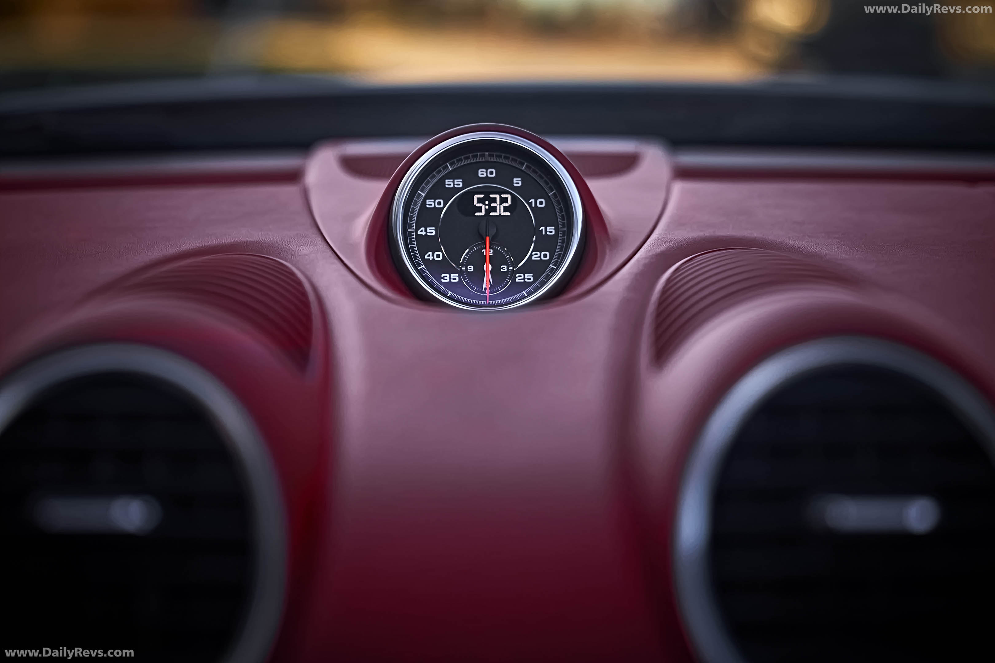 2026 Starke Speedster Gen 2 Silver Interior