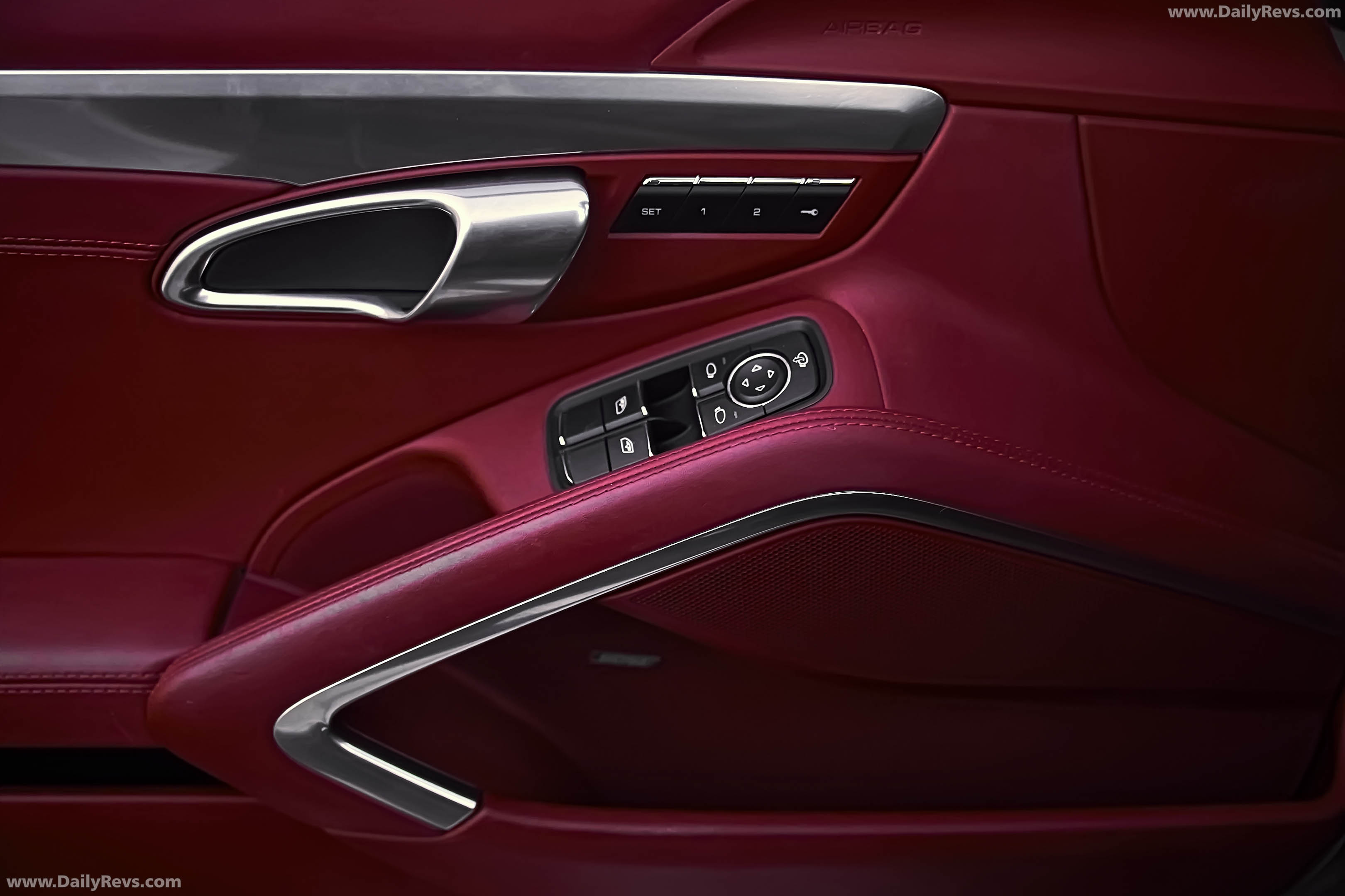 2026 Starke Speedster Gen 2 Silver Interior