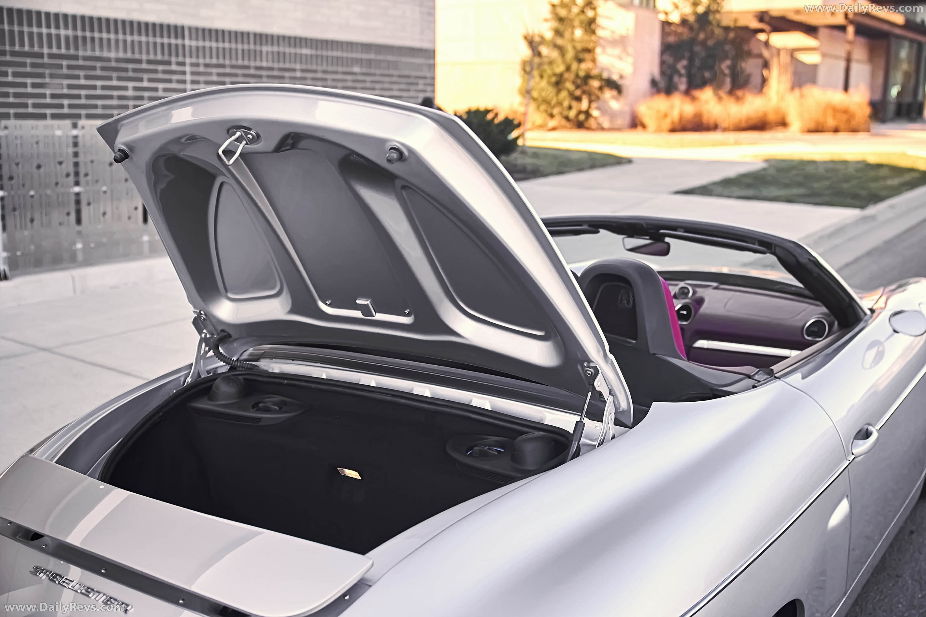 2026 Starke Speedster Gen 2 Silver Interior