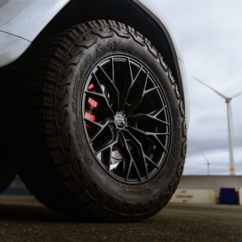2025 Stradale Modena GTX Exterior