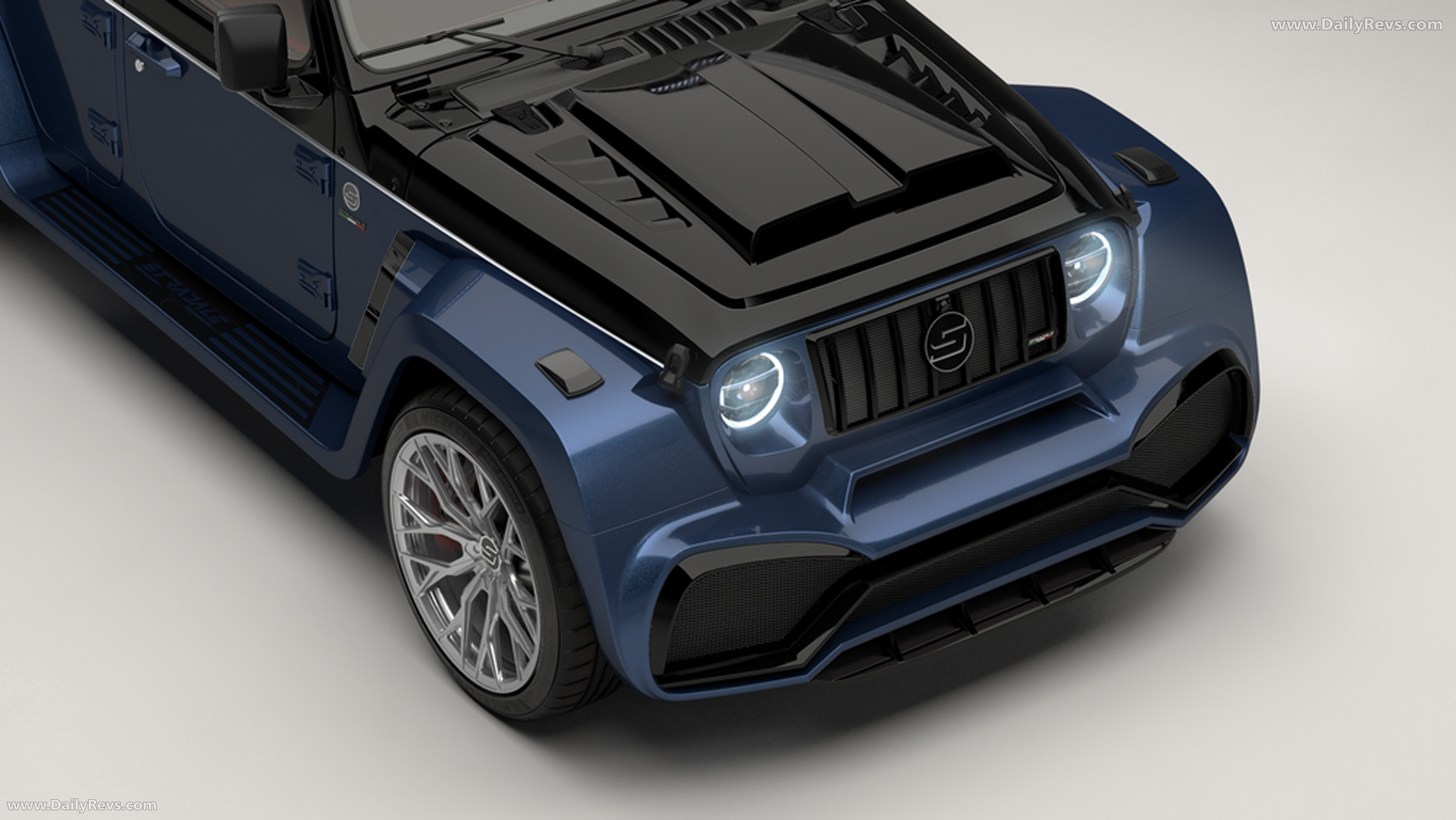 2025 Stradale Modena GTX Exterior