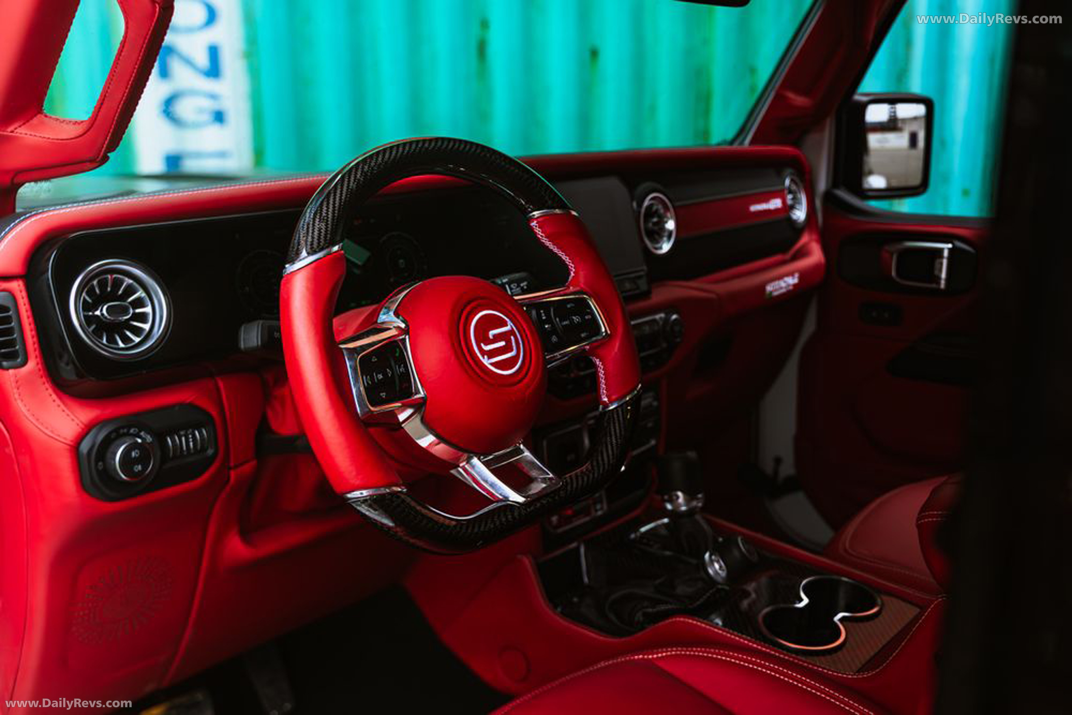 2025 Stradale Modena GTX Interior