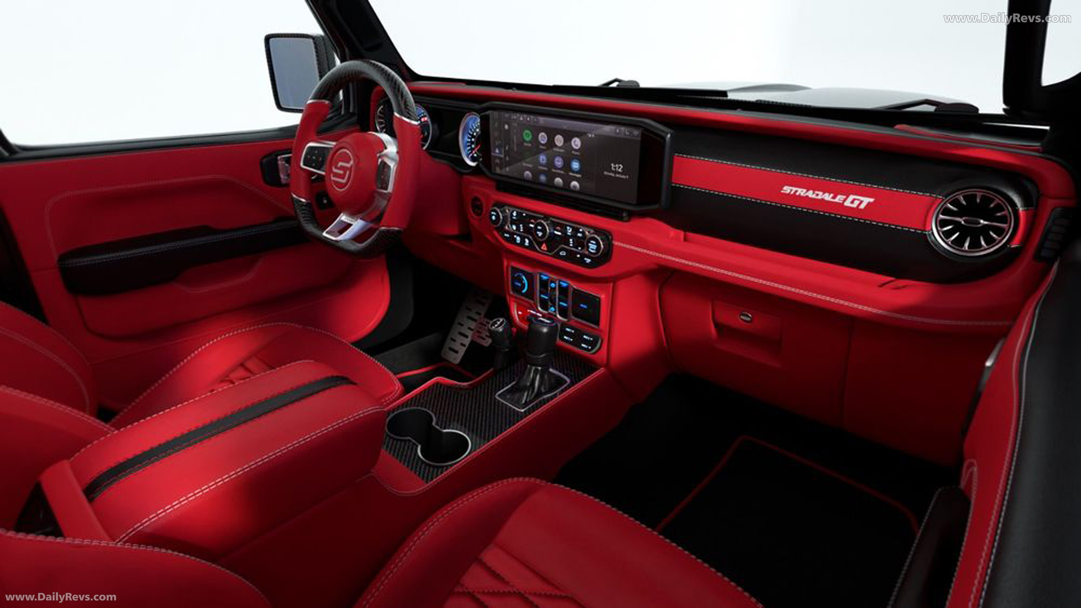 2025 Stradale Modena GTX Interior
