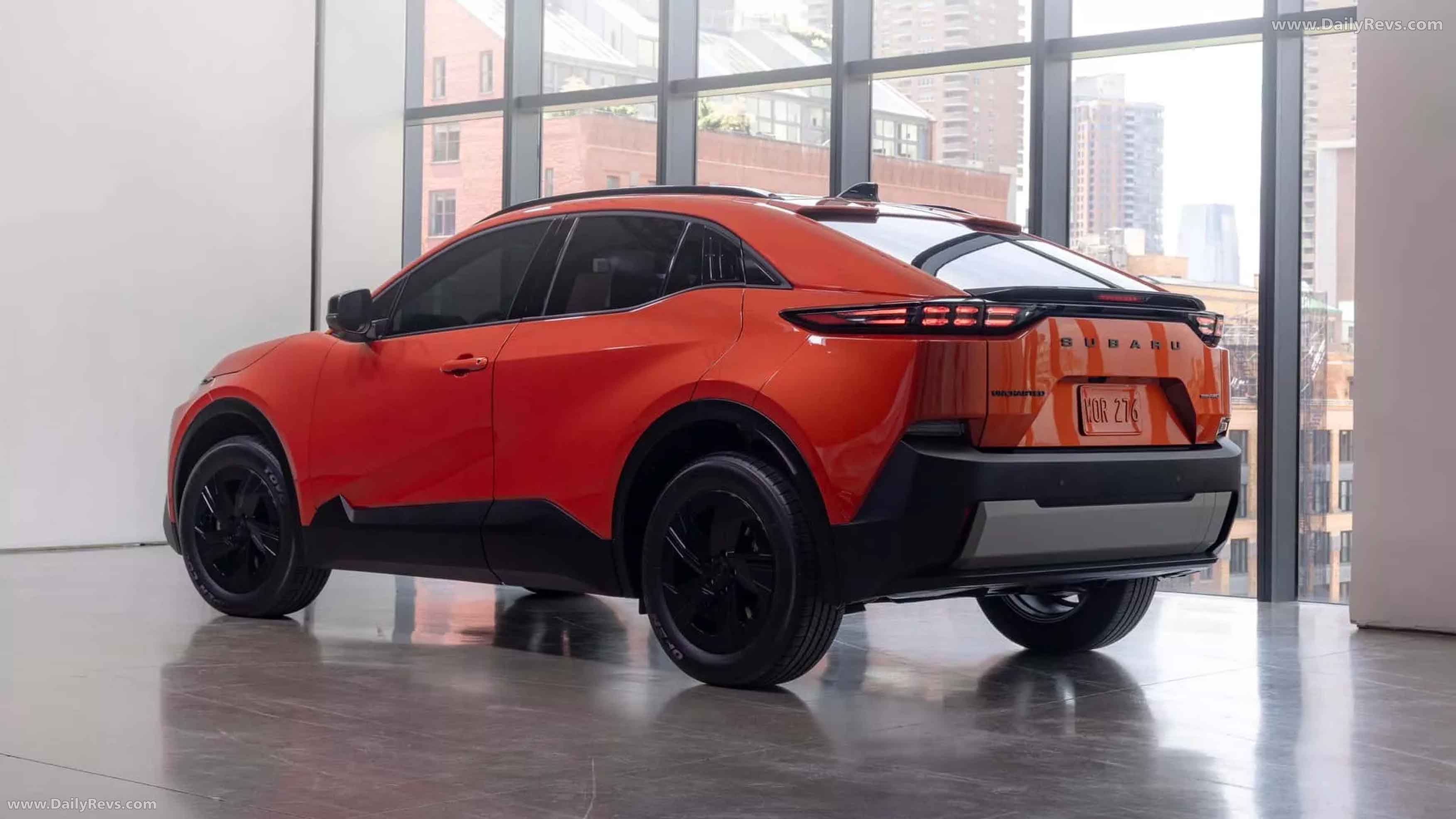 2026 Subaru Uncharted Rear View