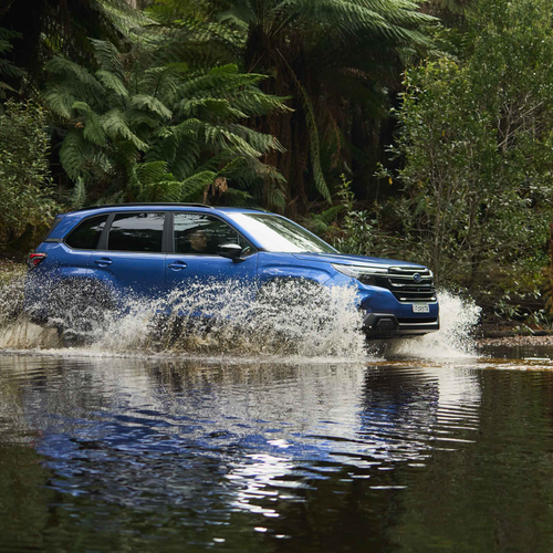 2025 Subaru Forester AWD Touring Australian Version Side View