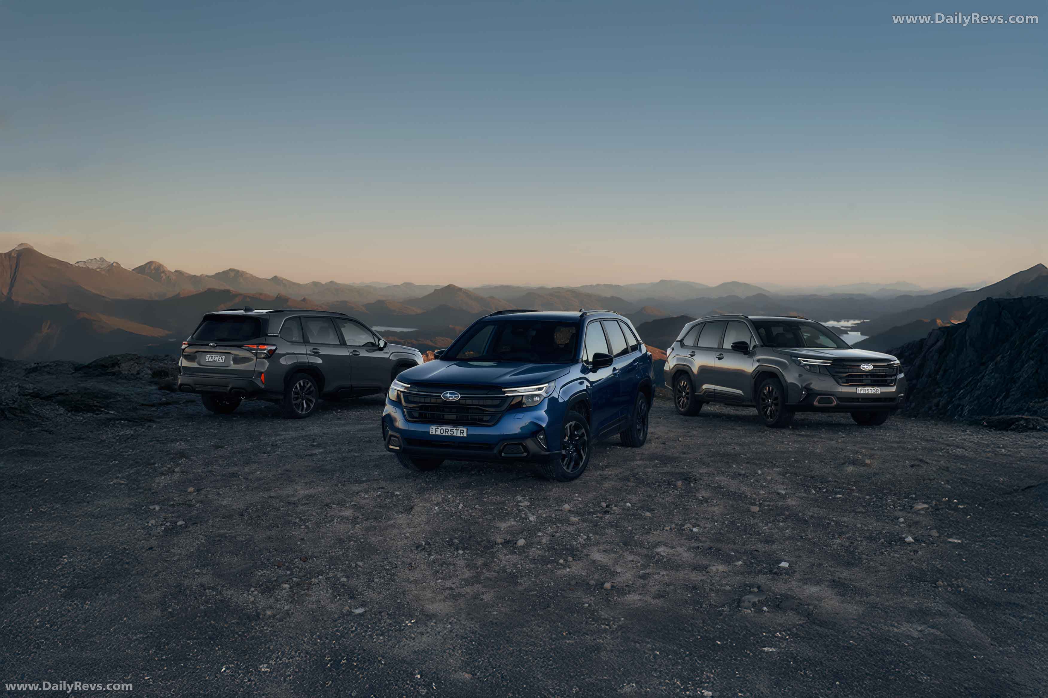 2025 Subaru Forester AWD Touring Australian Version Front View