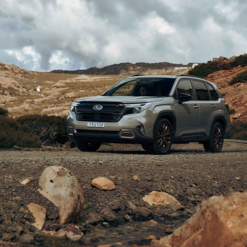 2025 Subaru Forester AWD Hybrid Sport Australian Version Front View