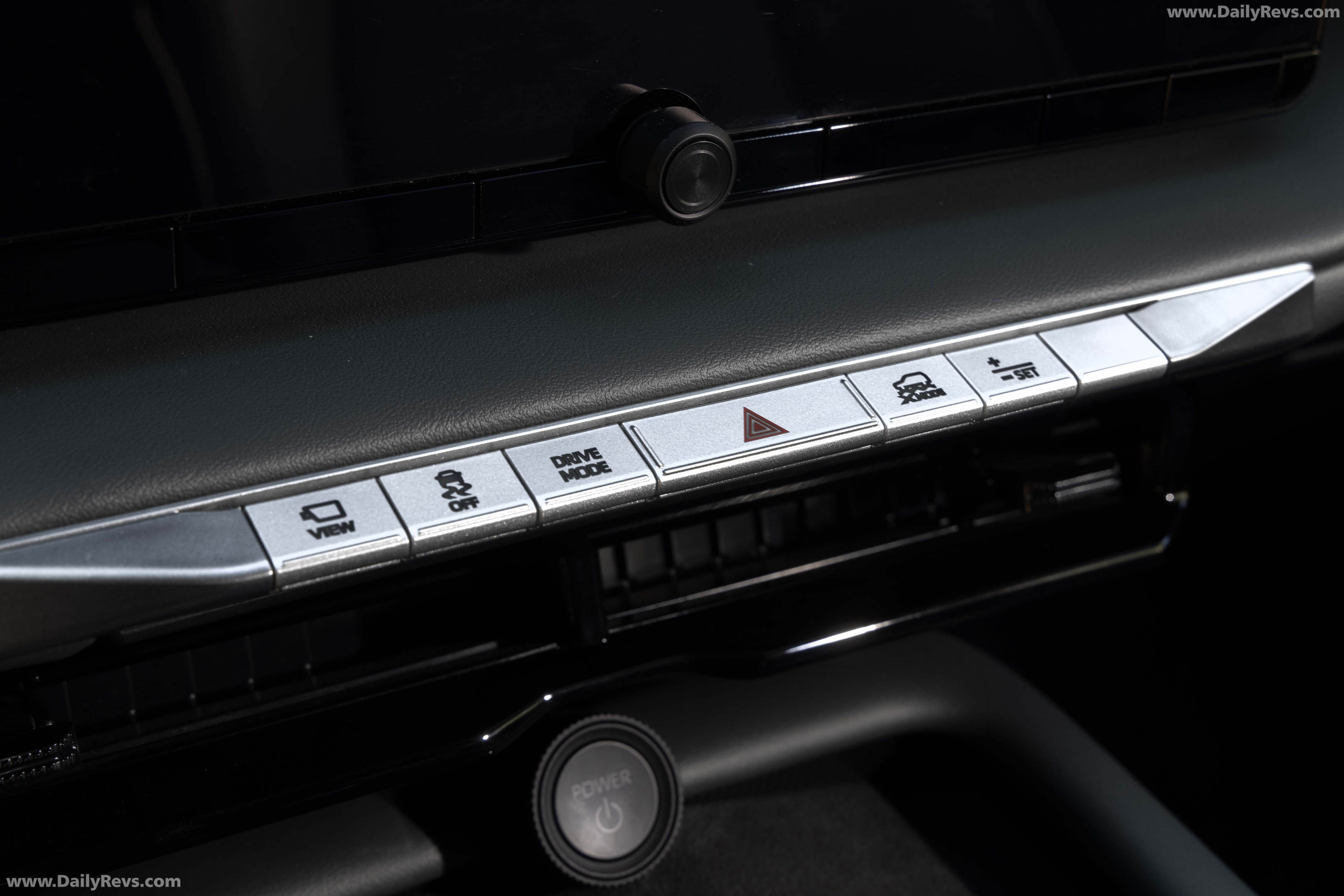 2027 Subaru Getaway Interior