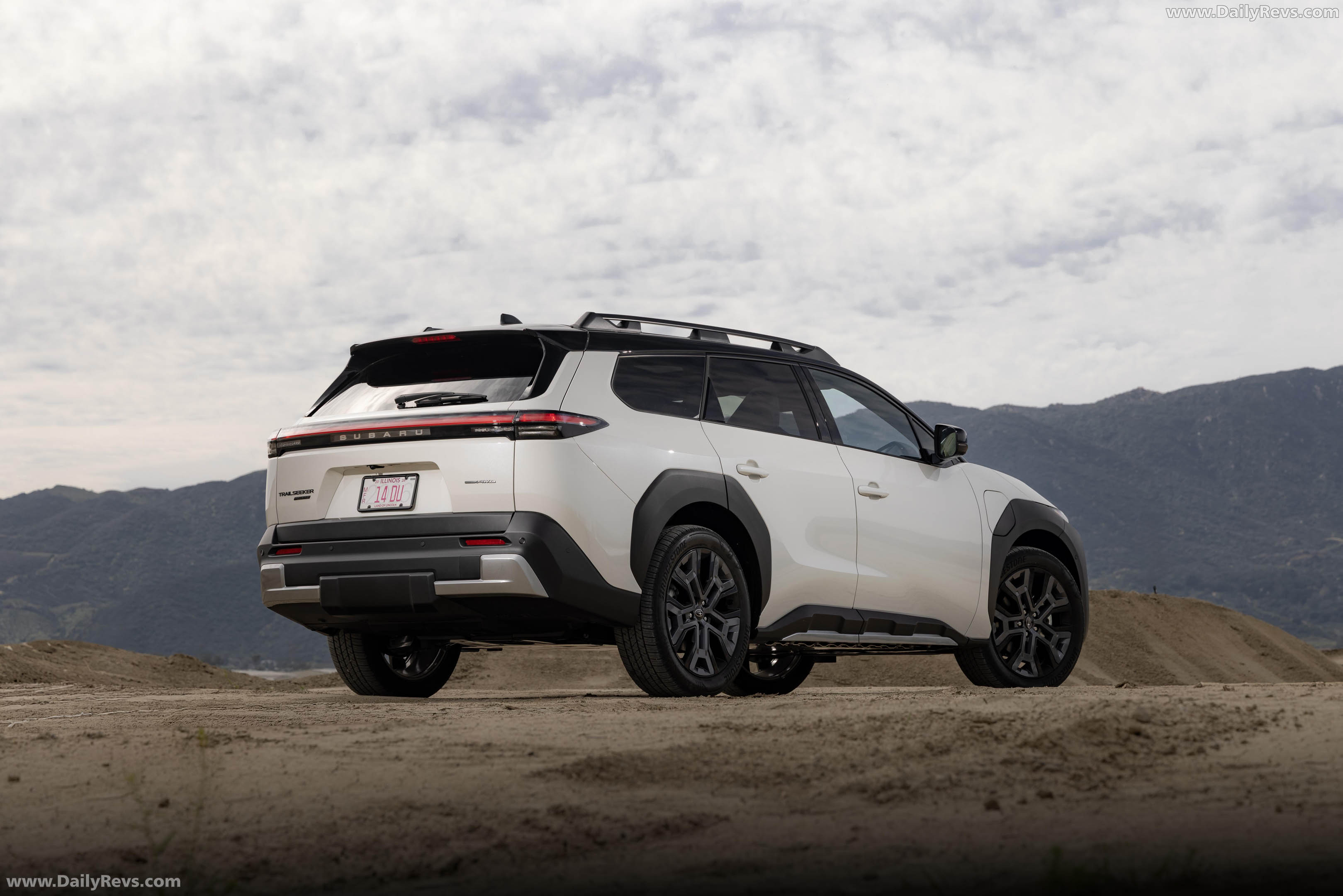 2026 Subaru Trailseeker Touring Rear View