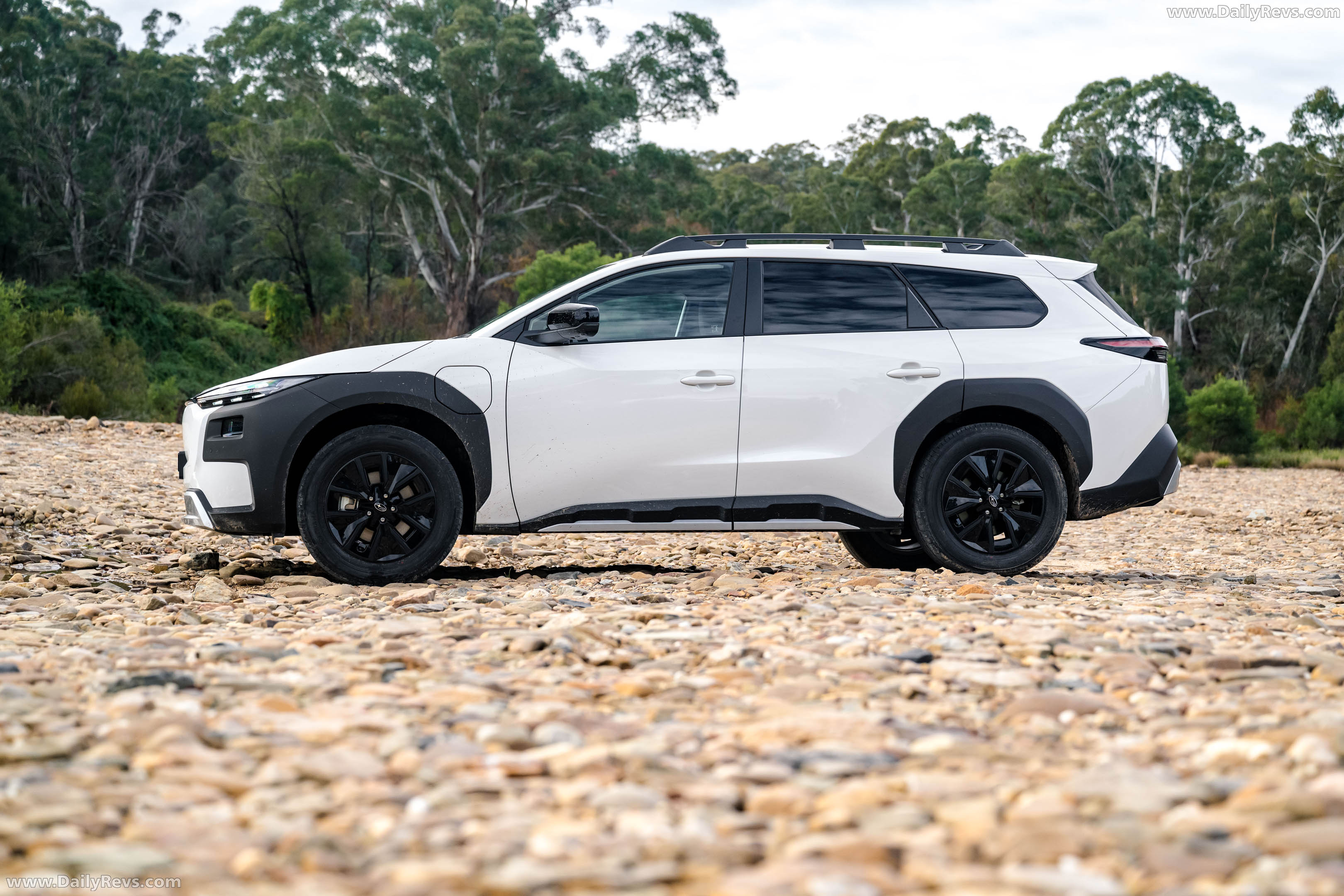 2026 Subaru Trailseeker AWD Australian Version Side View