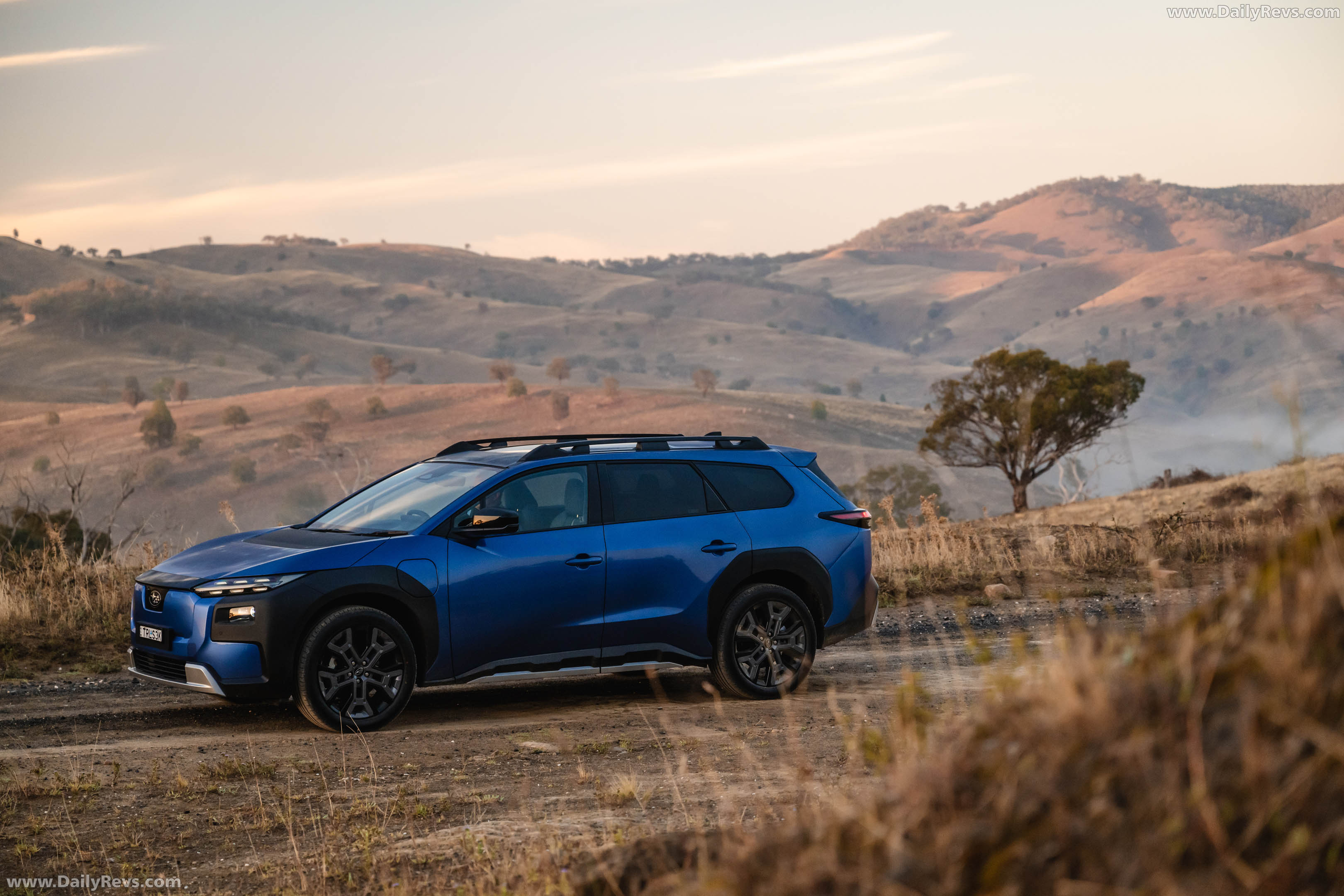 2026 Subaru Trailseeker Touring Australian Version Side View