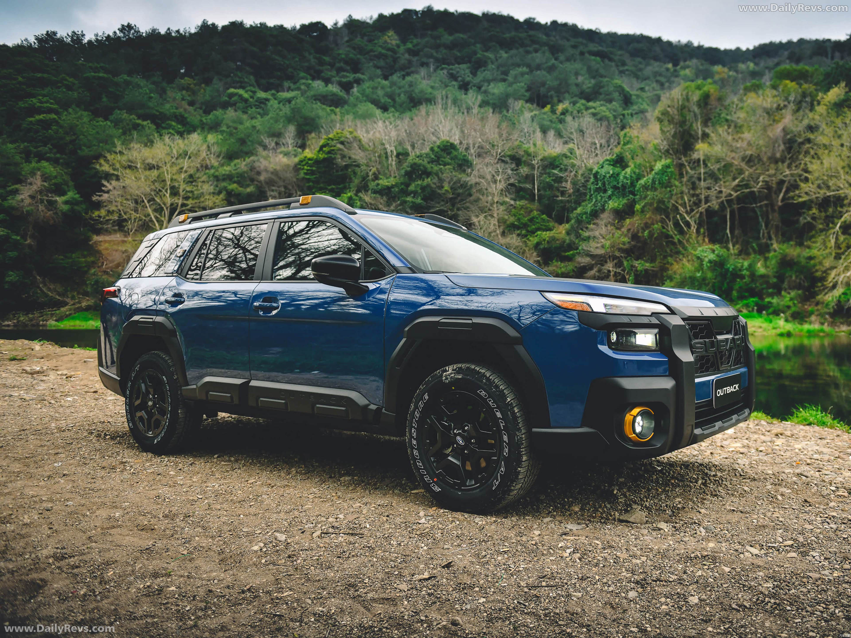 2026 Subaru Outback Wilderness Chinese Version Side View