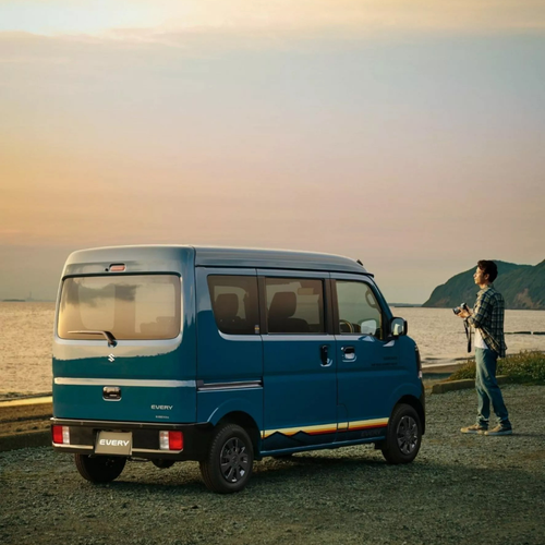 2025 Suzuki Every J Limited Rear View