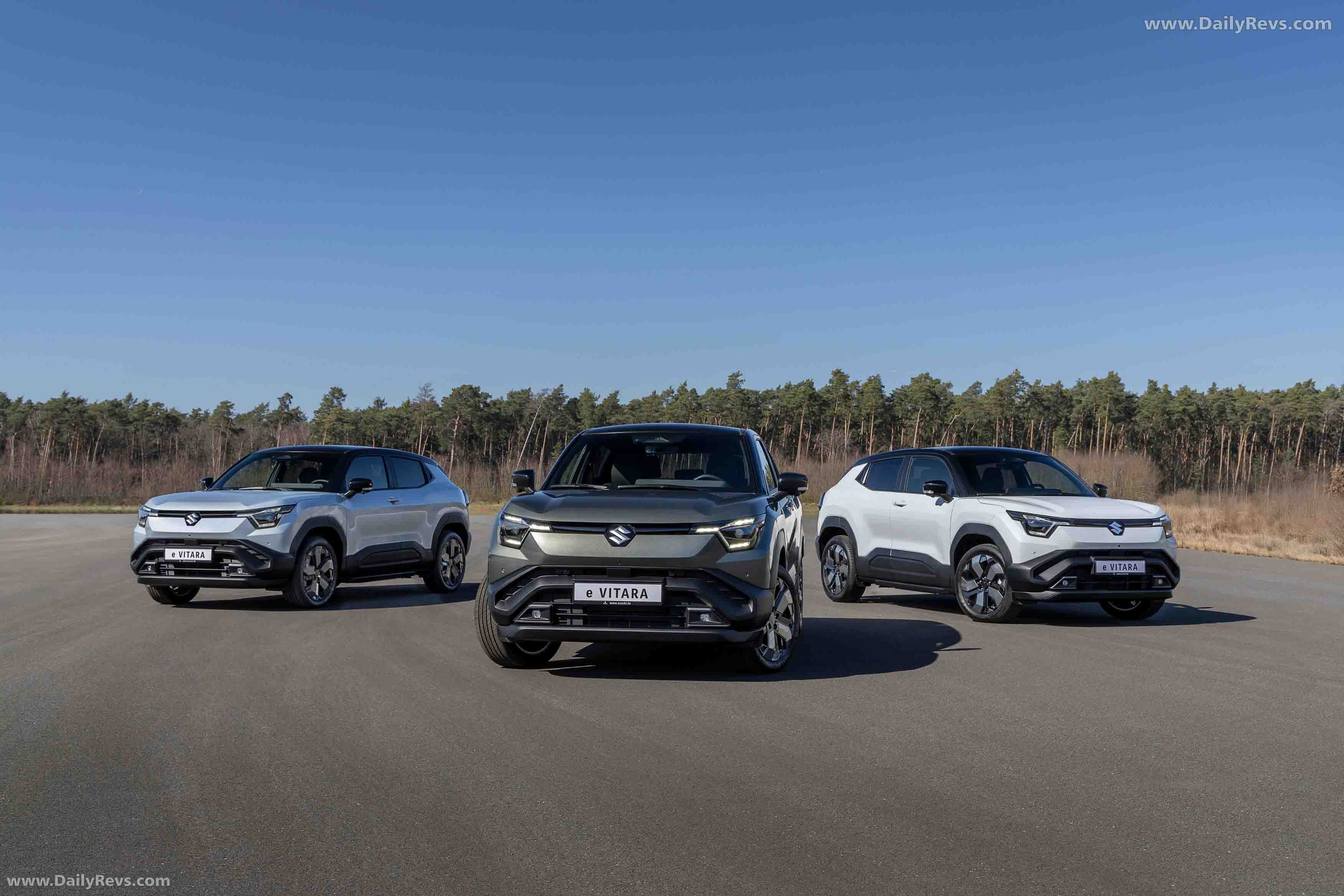 2025 Suzuki e-VITARA ICHI Edition Front View