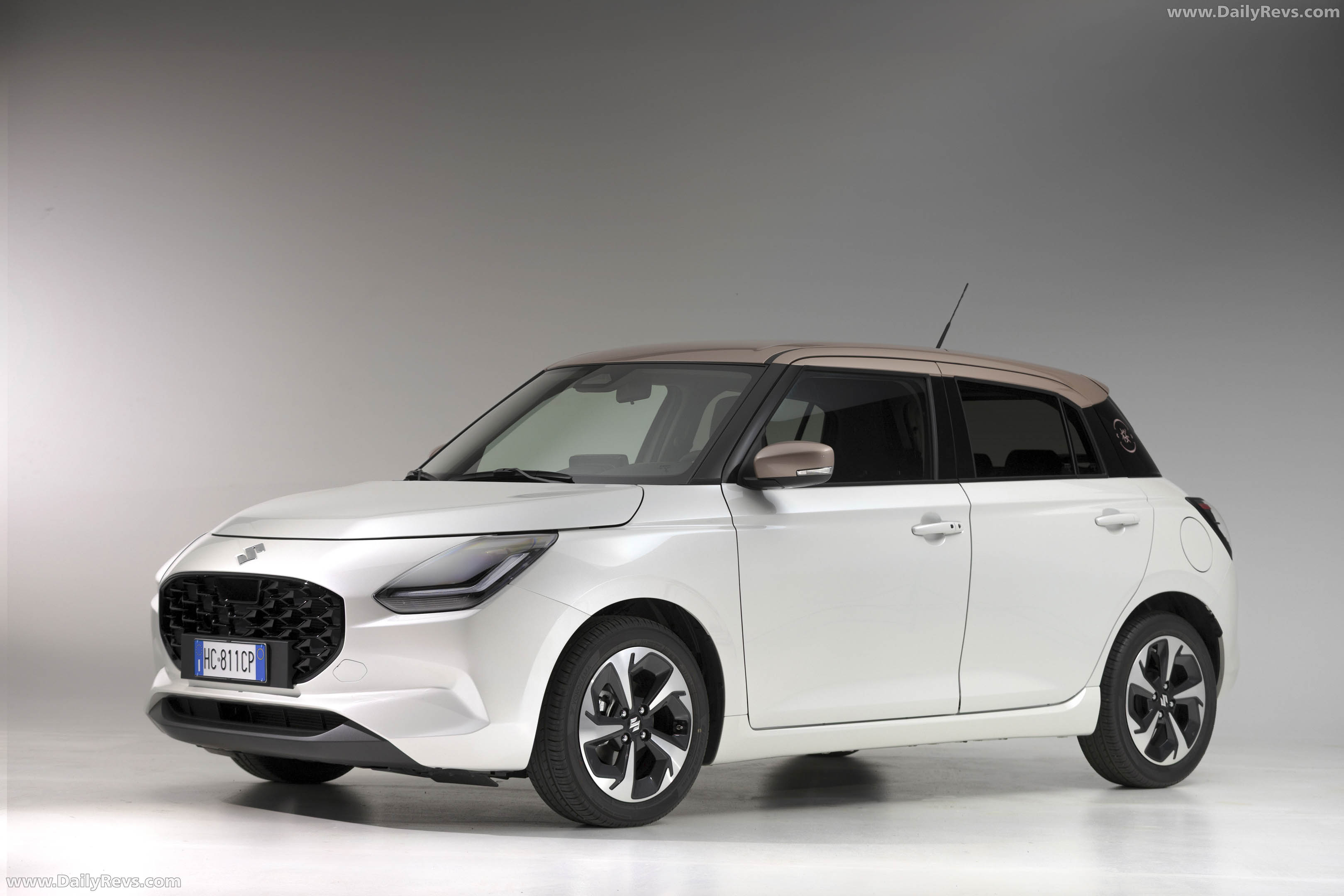2026 Suzuki Swift Hybrid Sakura Front View