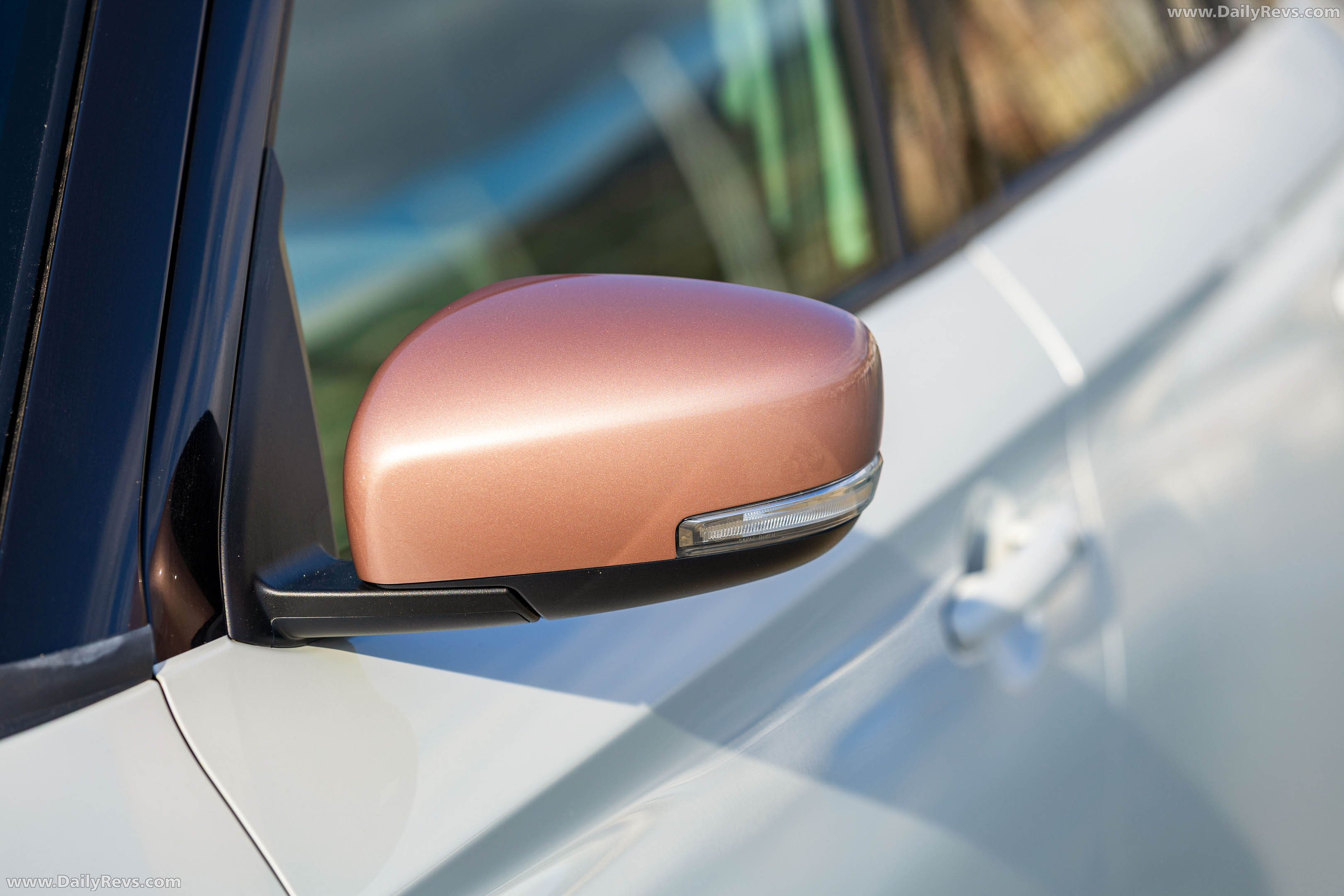 2026 Suzuki Swift Hybrid Sakura Exterior