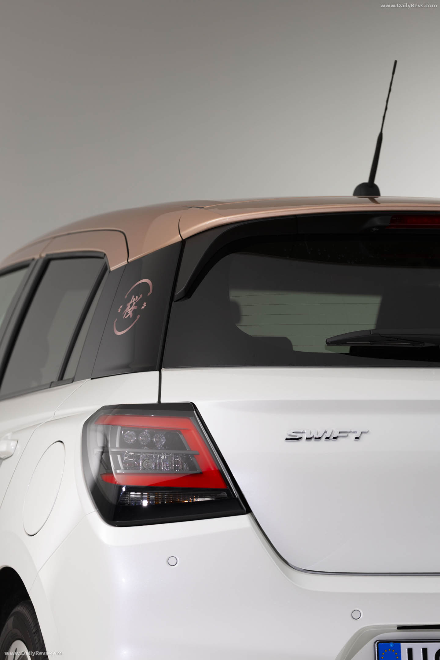 2026 Suzuki Swift Hybrid Sakura Exterior