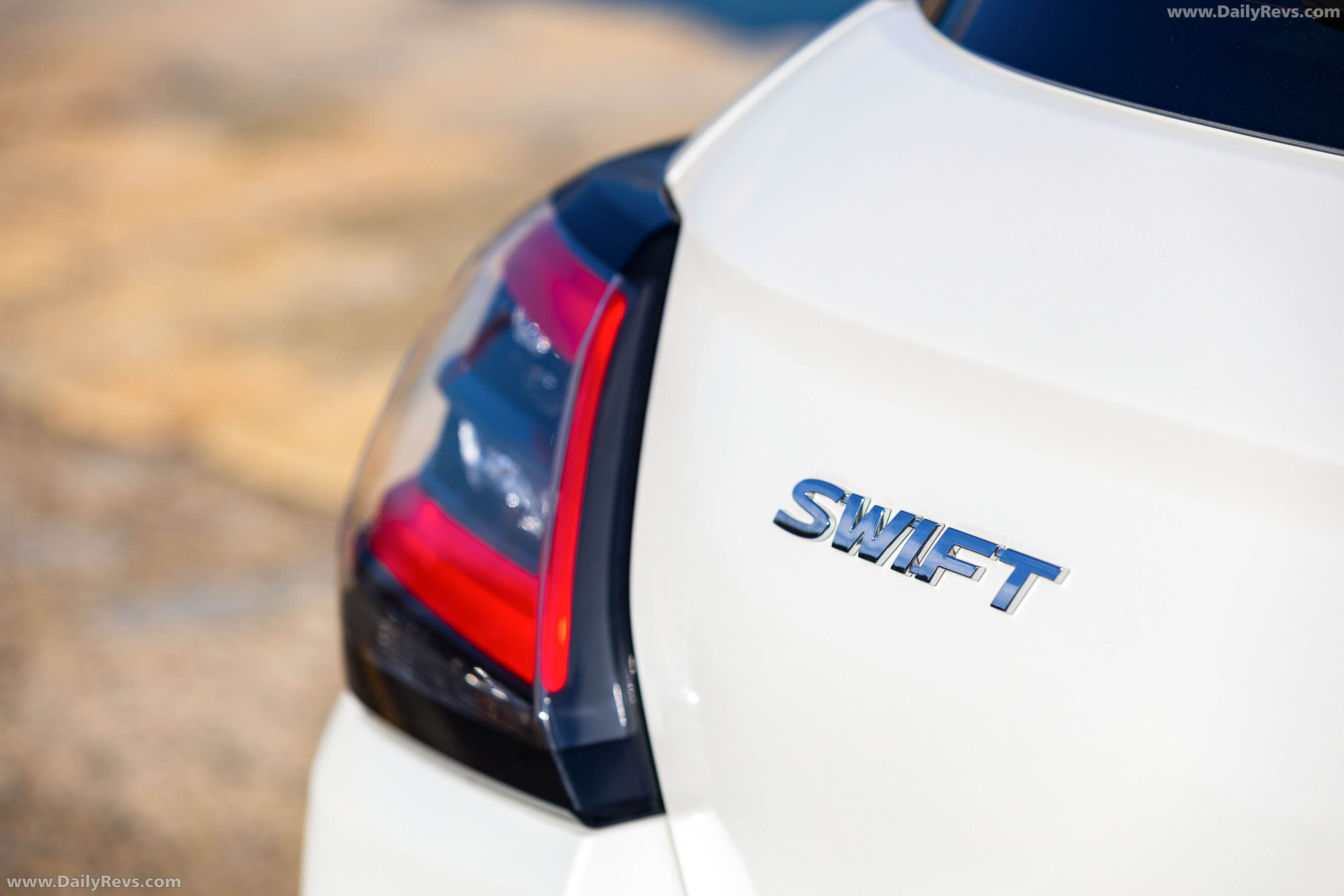 2026 Suzuki Swift Hybrid Sakura Exterior