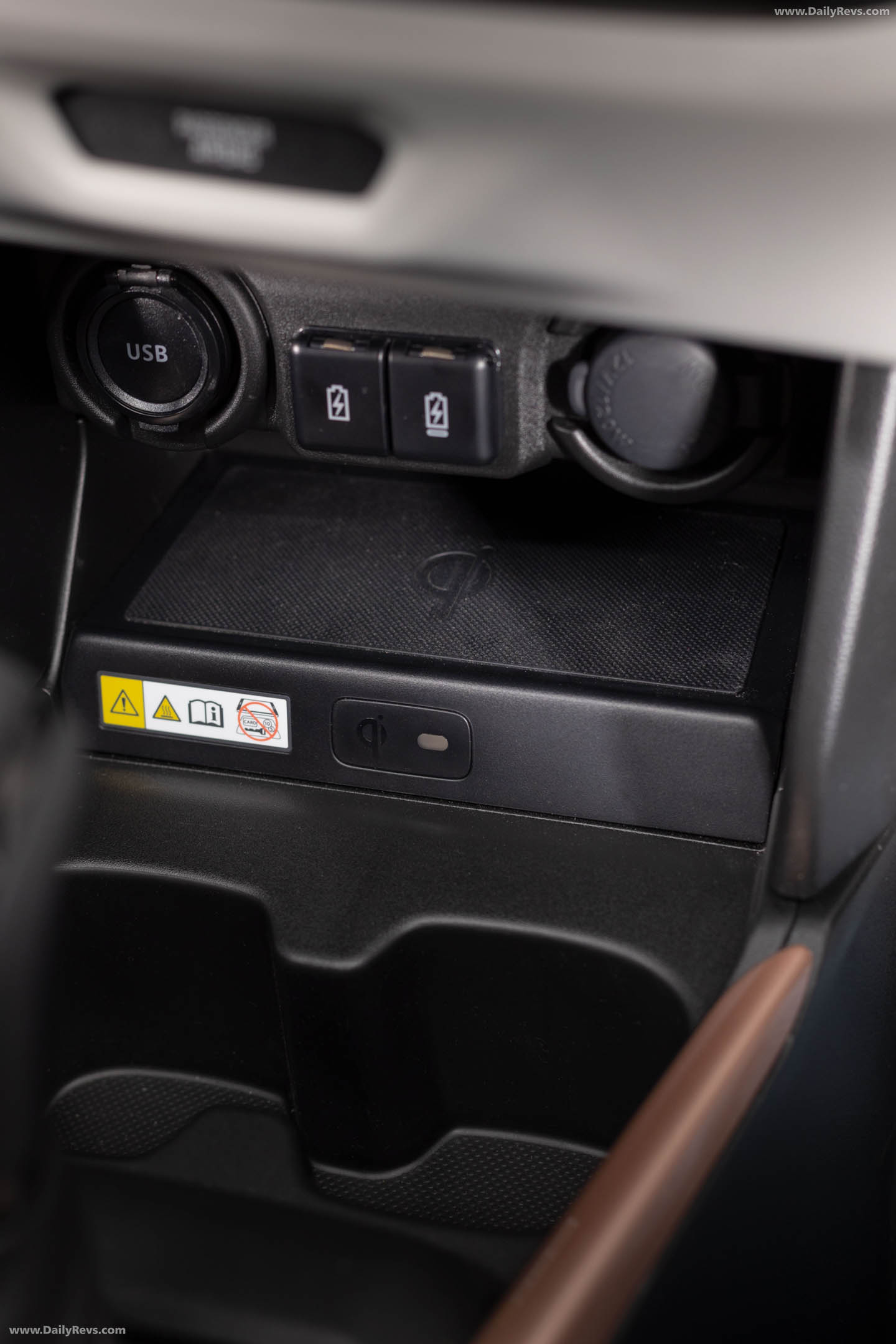 2026 Suzuki Swift Hybrid Sakura Interior
