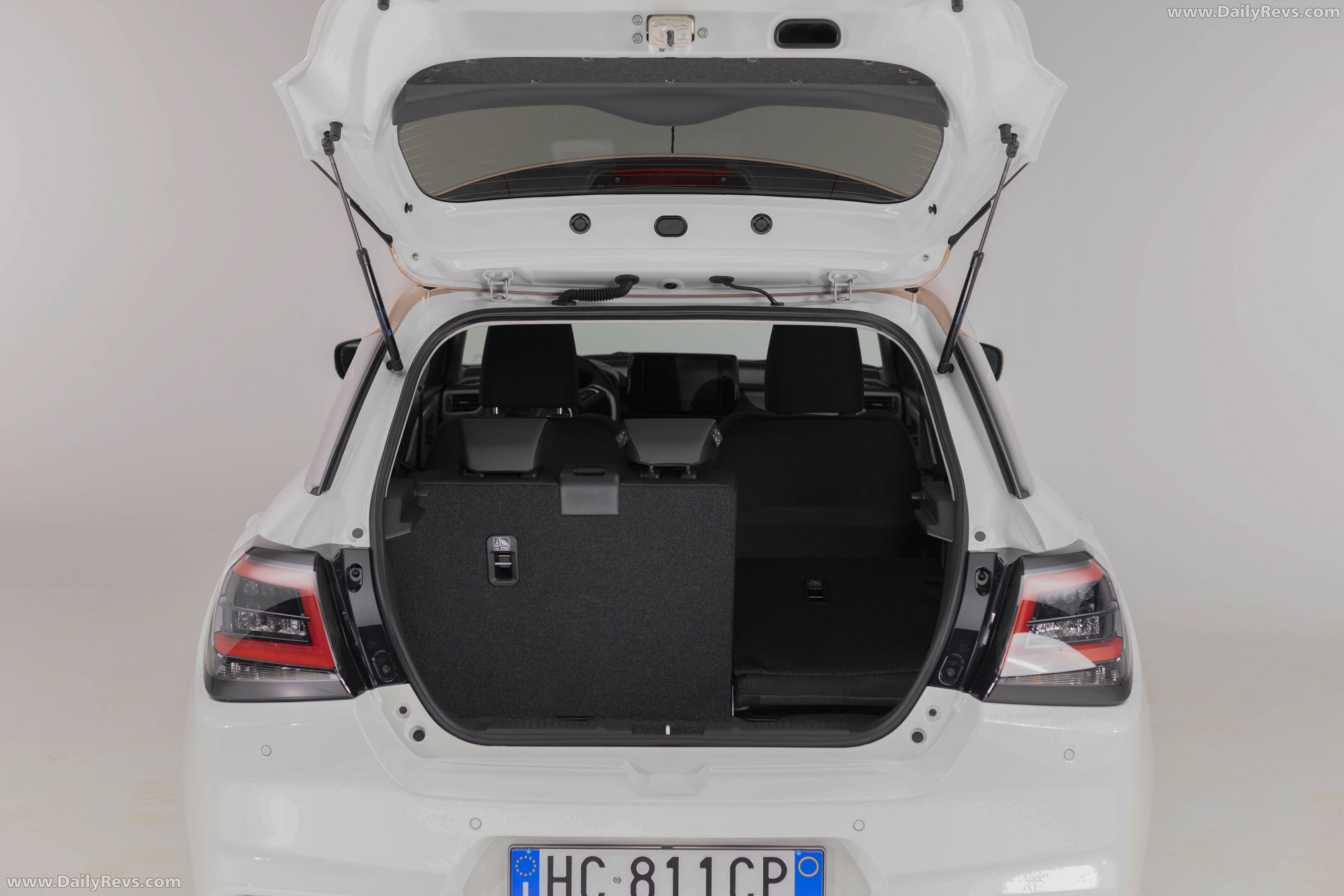 2026 Suzuki Swift Hybrid Sakura Interior