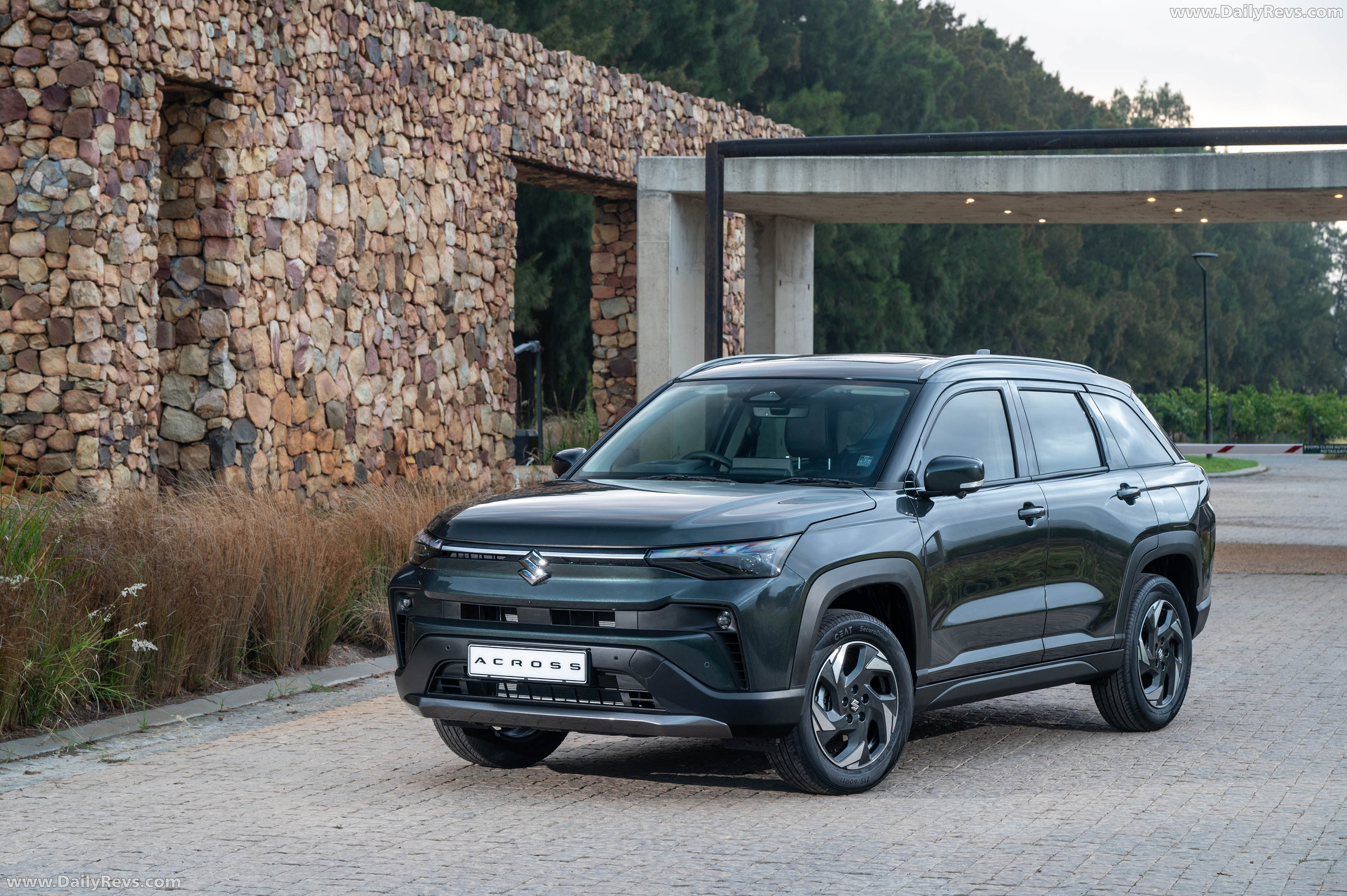 2026 Suzuki Across South African Version Front View