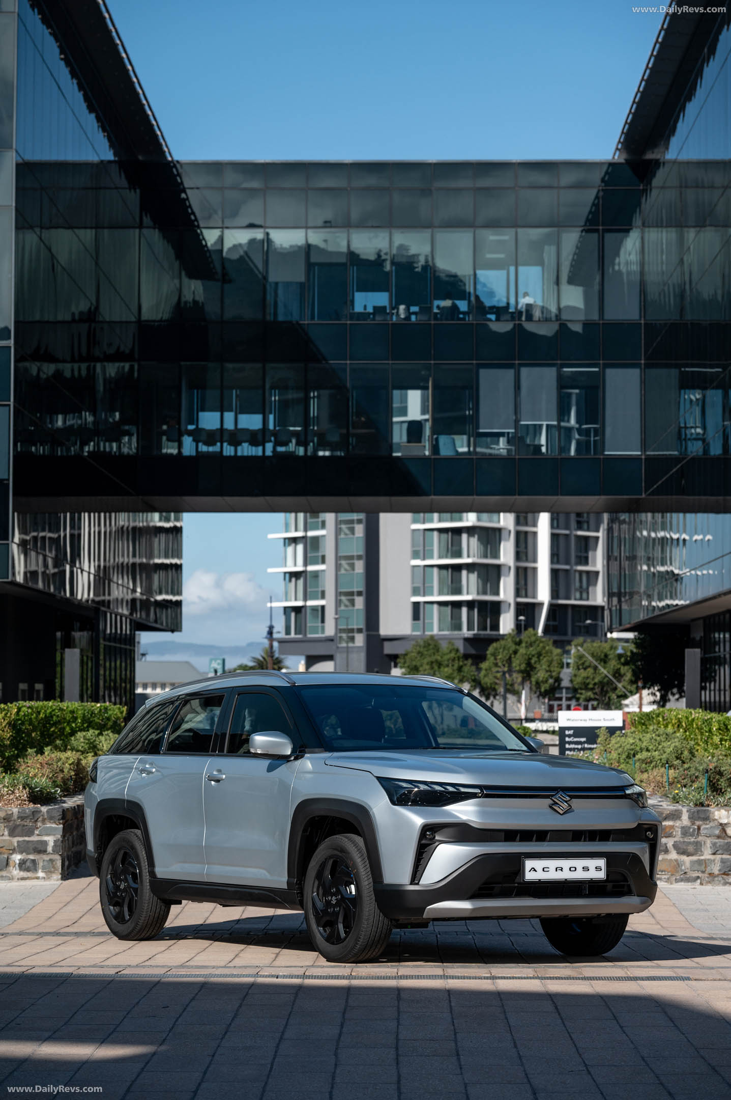 2026 Suzuki Across South African Version Front View