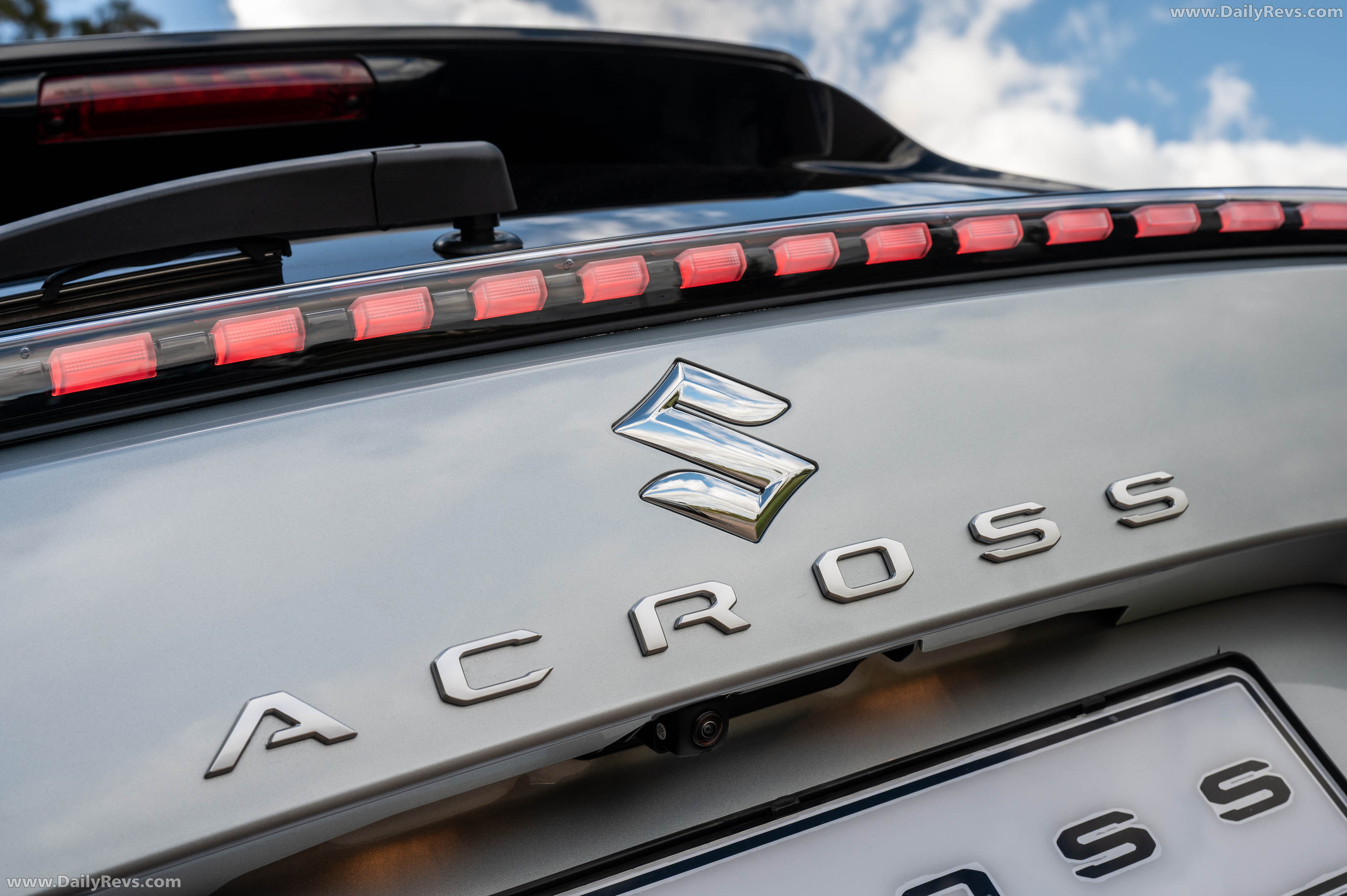 2026 Suzuki Across South African Version Exterior