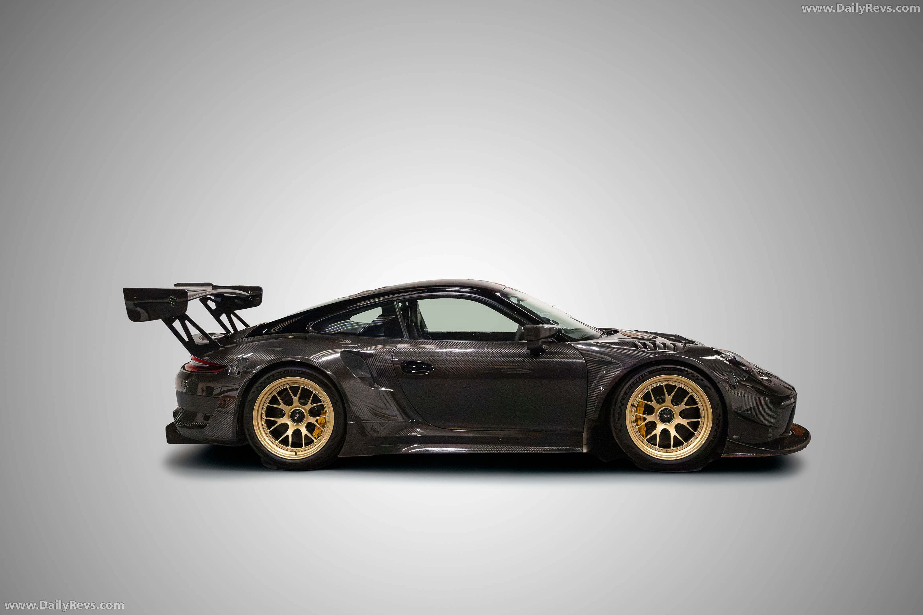 2026 Talos Porsche 911 RT Side View