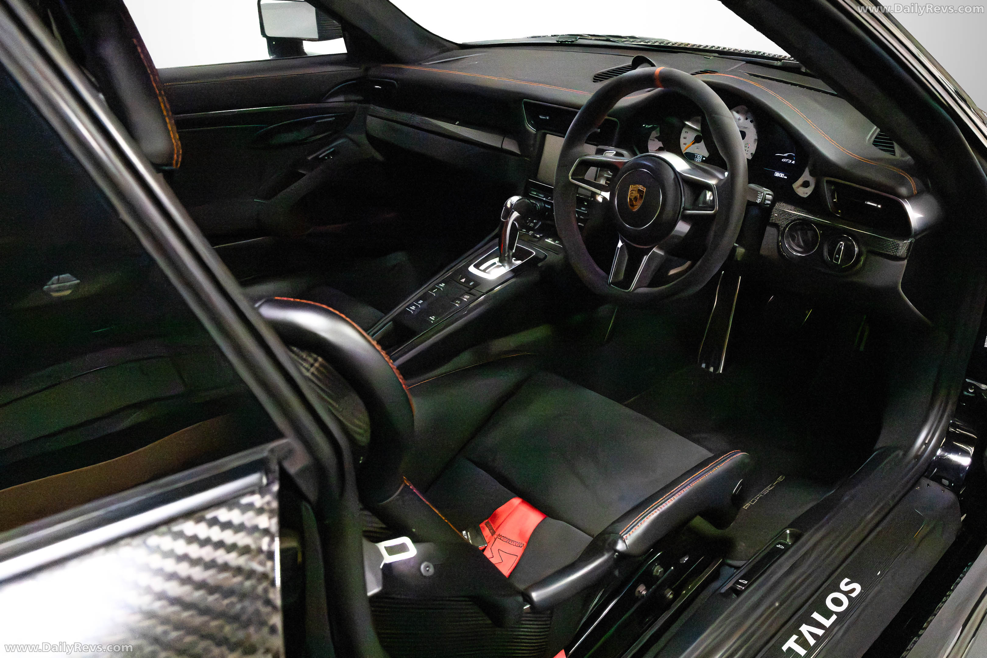 2026 Talos Porsche 911 RT Interior