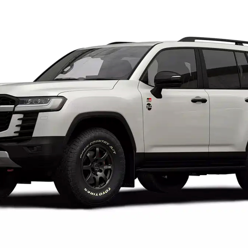 2025 Toyota LandCruiser Rally Raid Edition Front View