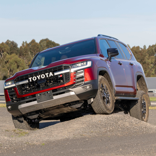 2026 Toyota LandCruiser Performance Hybrid Front View
