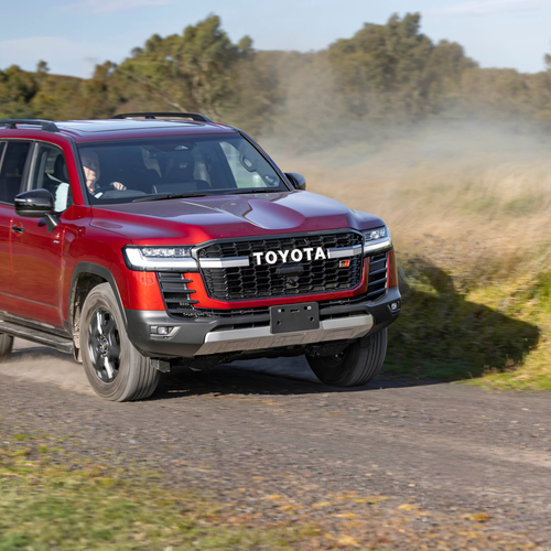 2026 Toyota LandCruiser Performance Hybrid Front View