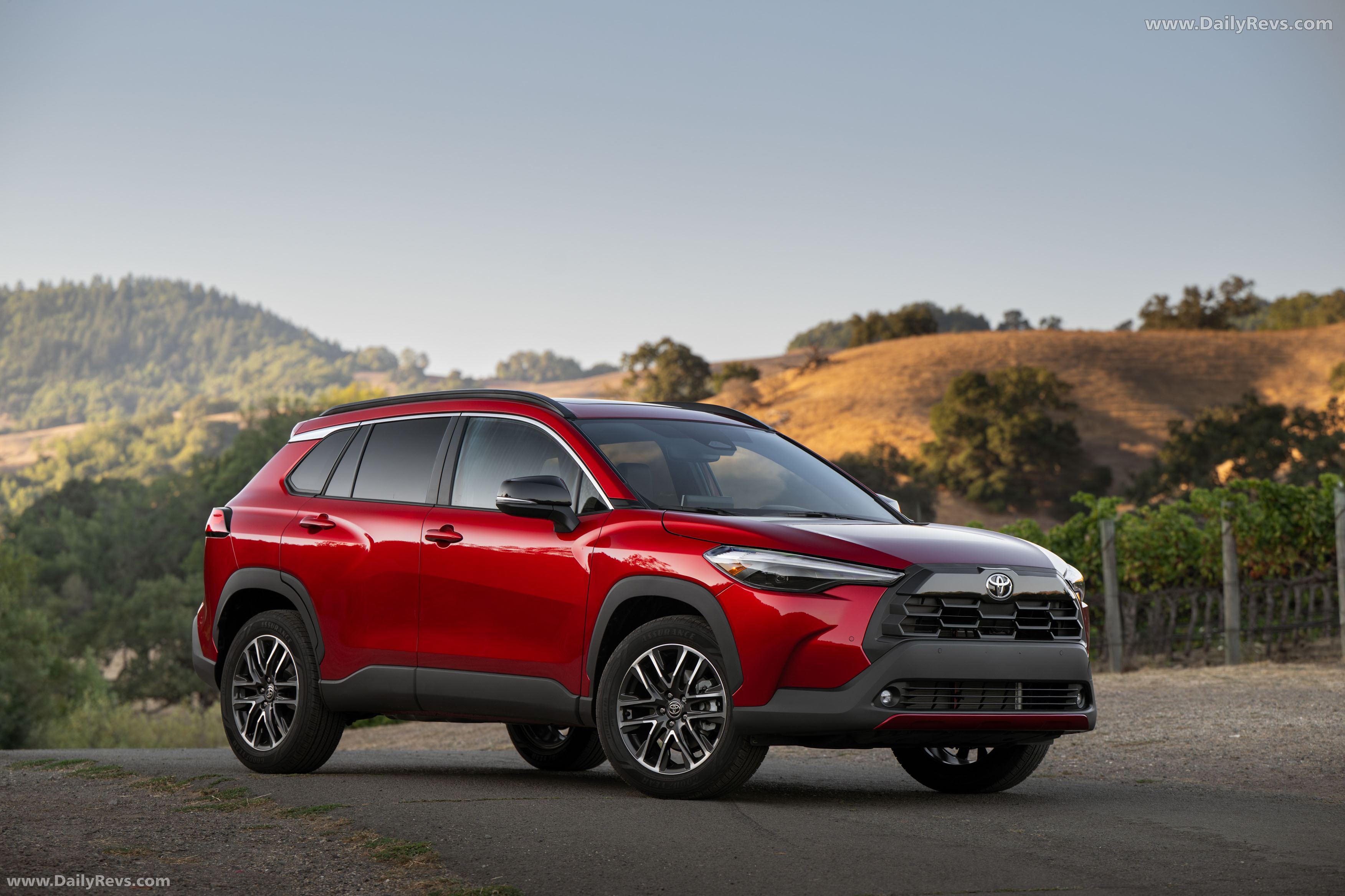 2026 Toyota Corolla Cross XLE Front View