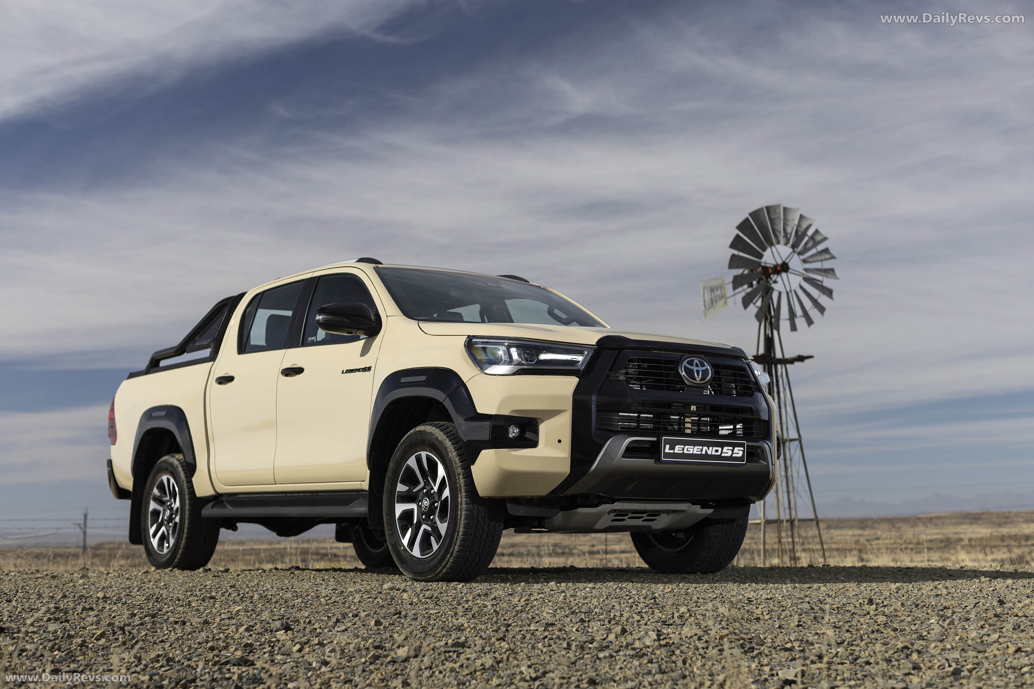 2026 Toyota Hilux Legend 55 Front View