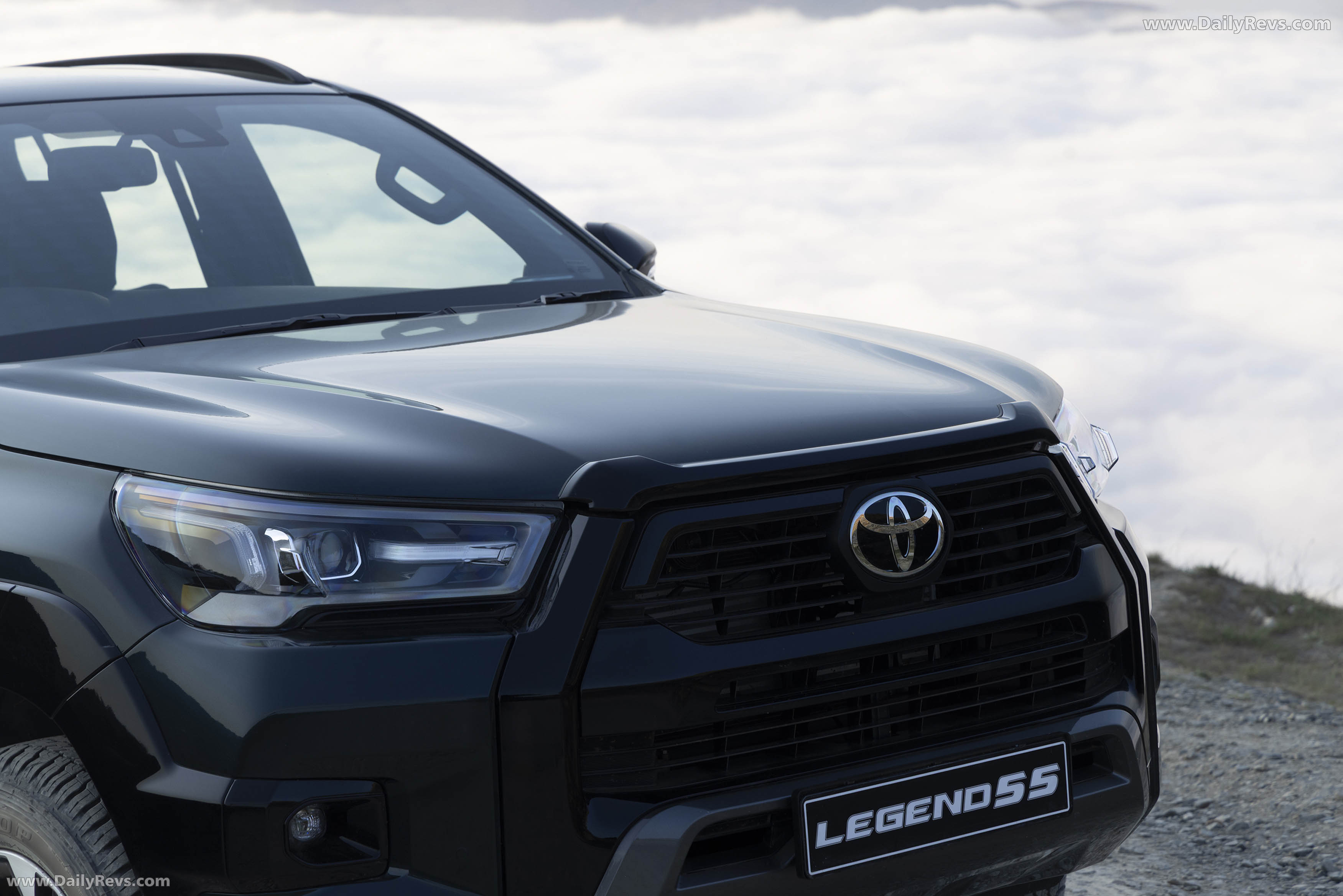 2026 Toyota Hilux Legend 55 Exterior