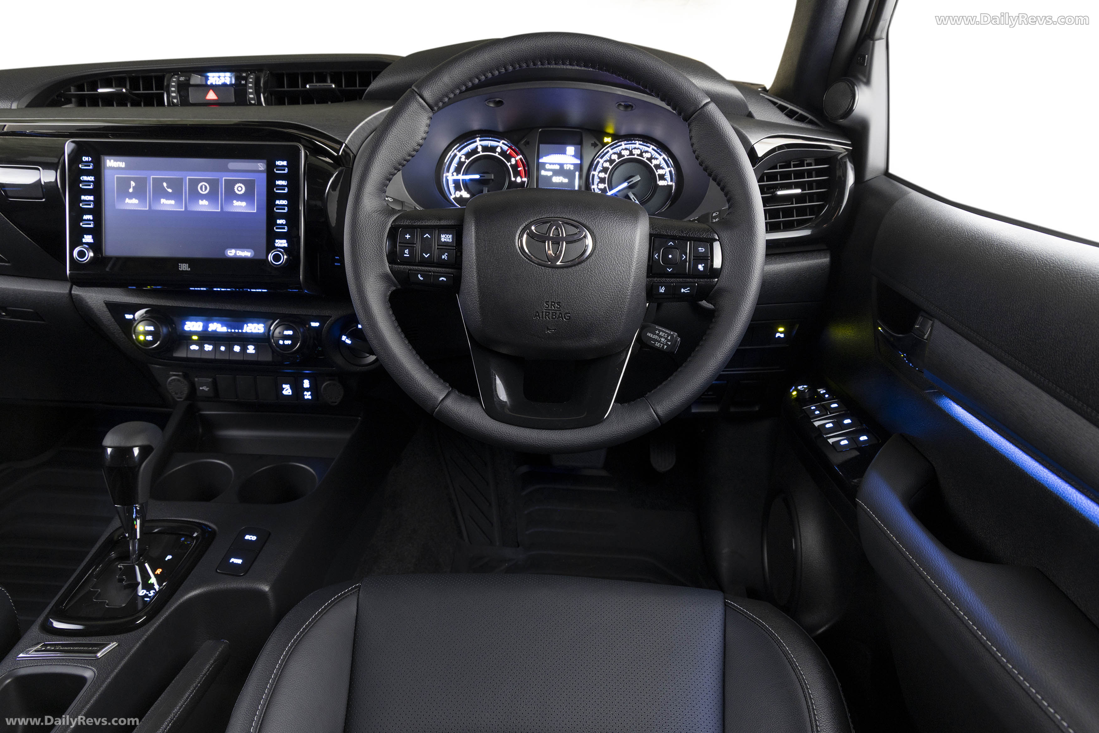 2026 Toyota Hilux Legend 55 Interior