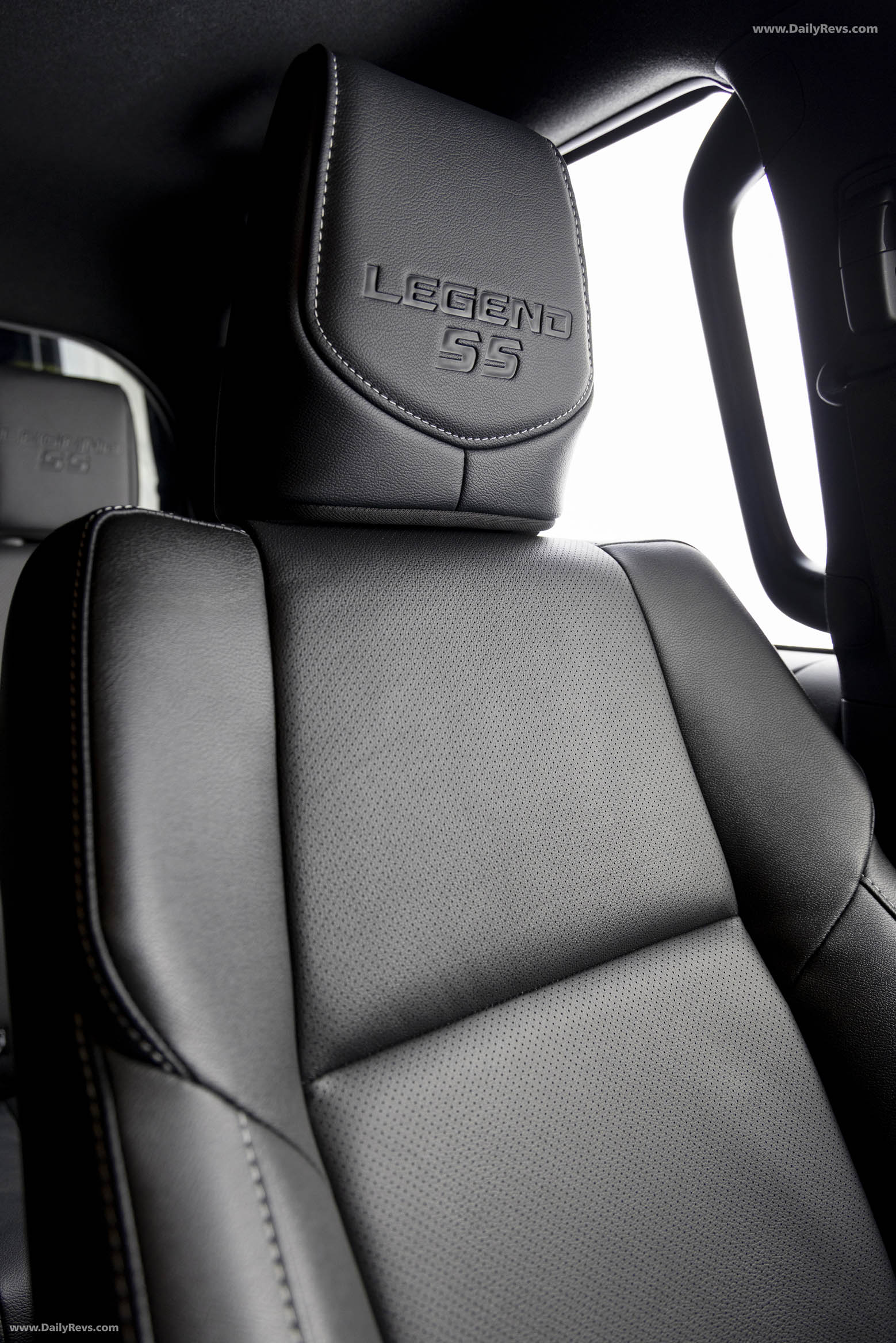2026 Toyota Hilux Legend 55 Interior